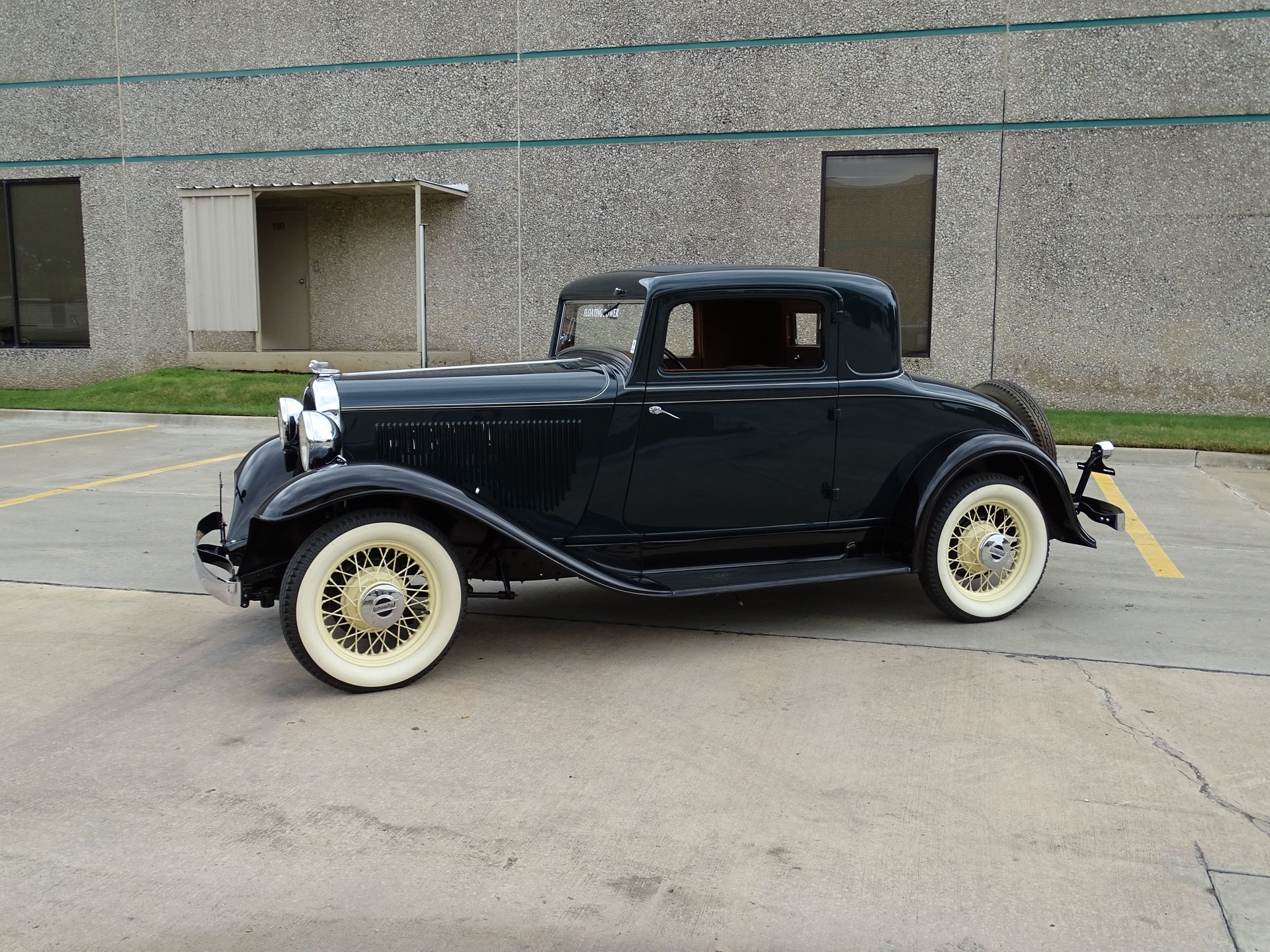 1931 Chrysler 3 Window Coupe Wallpapers