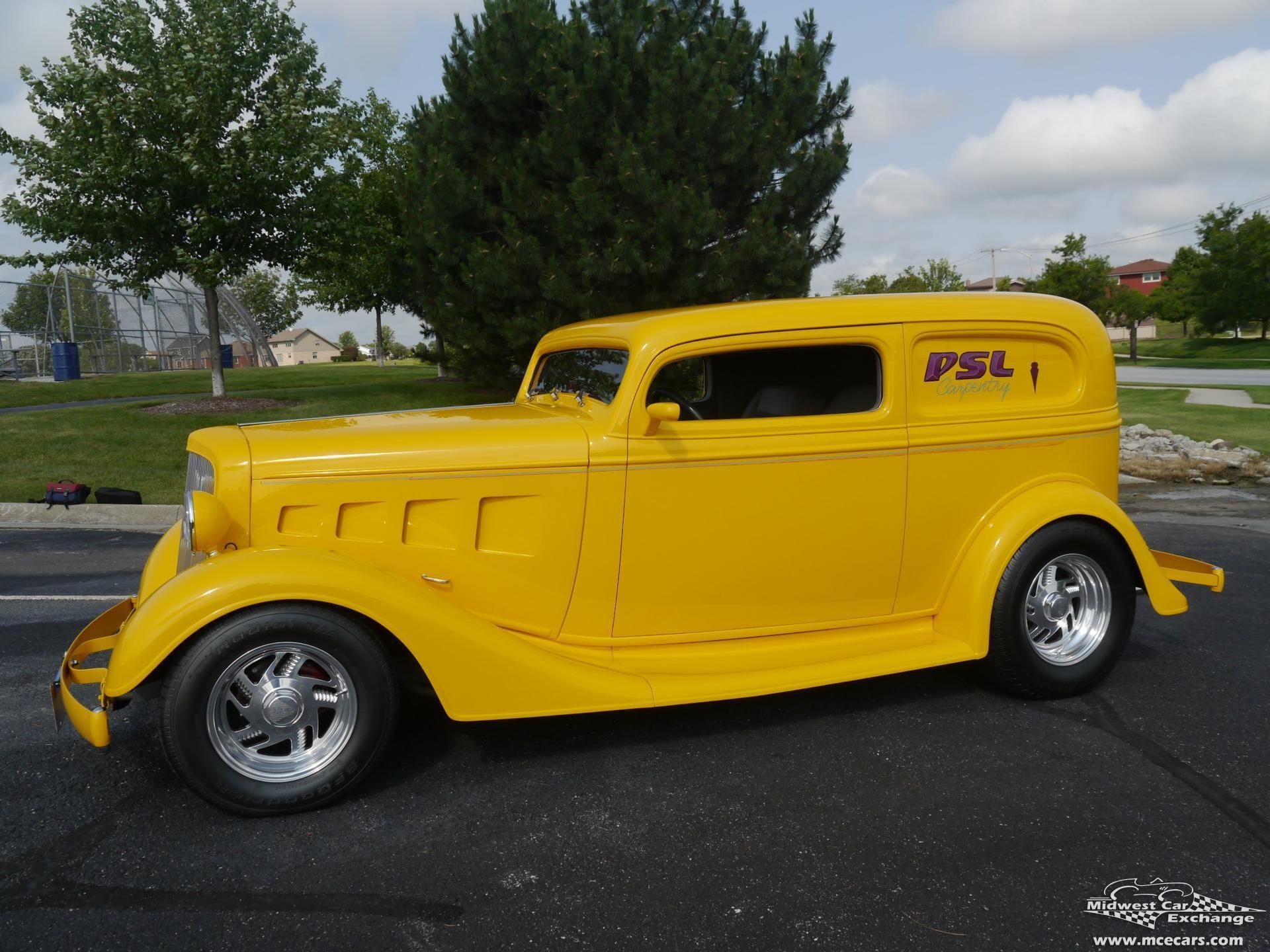 1934 Chevrolet Sedan Wallpapers