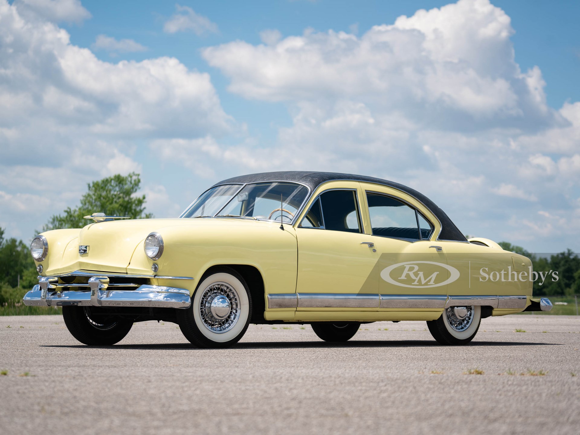 1951 Kaiser Dragon Coupe Wallpapers