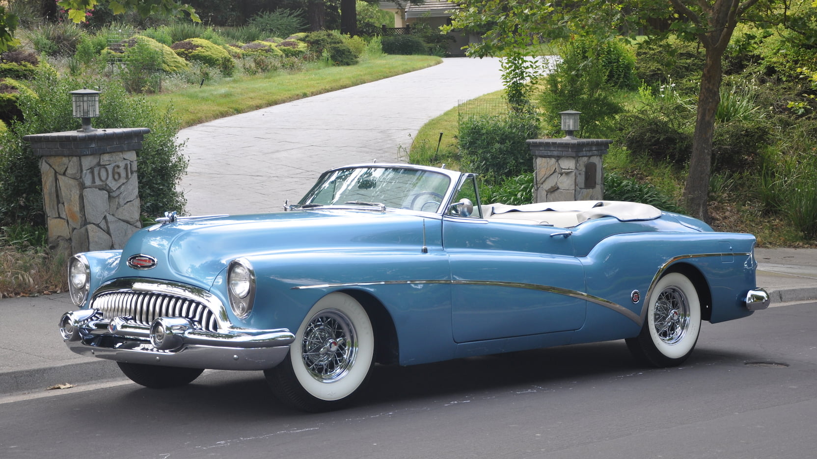 1953 Buick Skylark Convertible Coupe Wallpapers