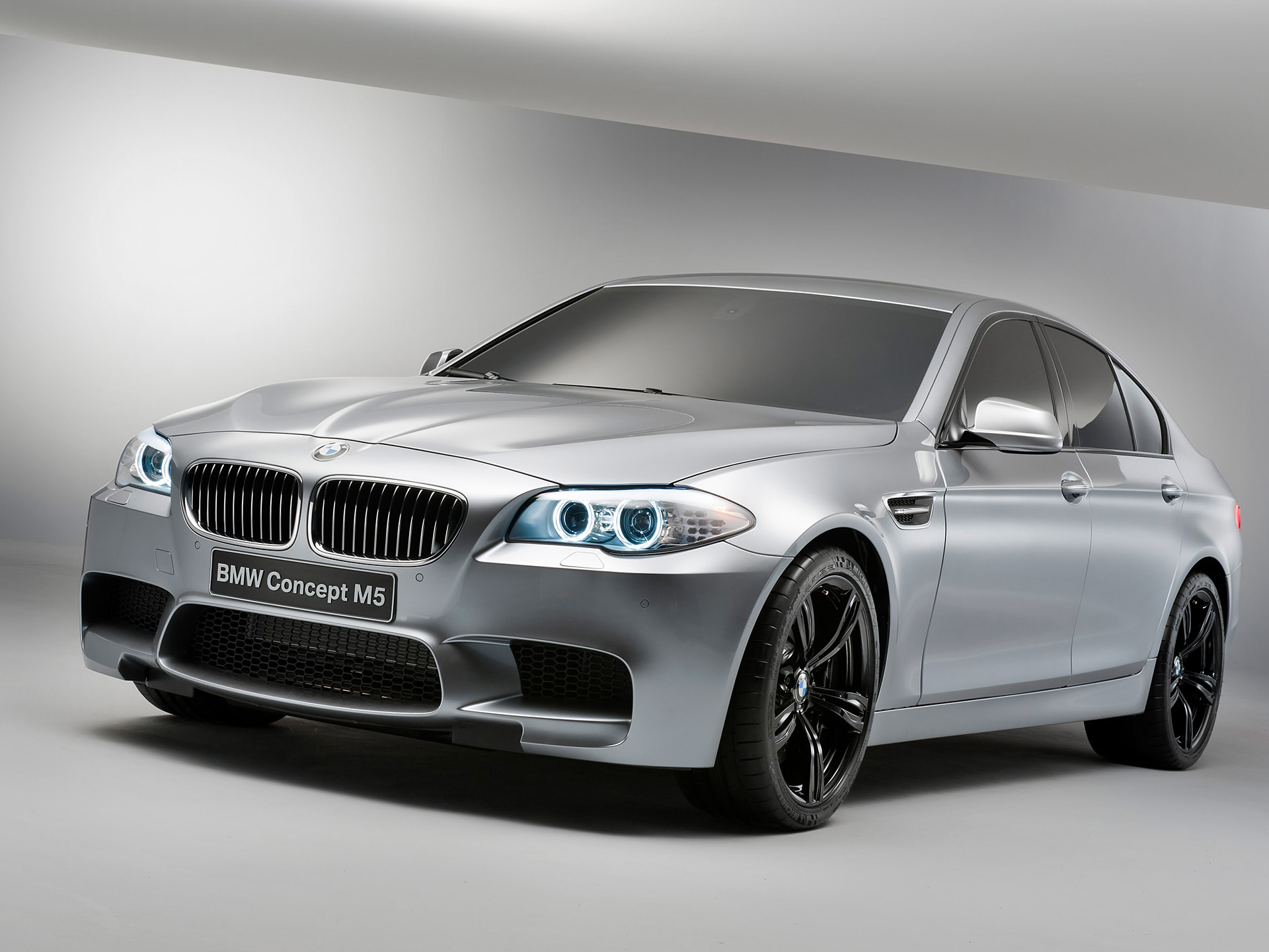 2012 Bmw M5 Wallpapers