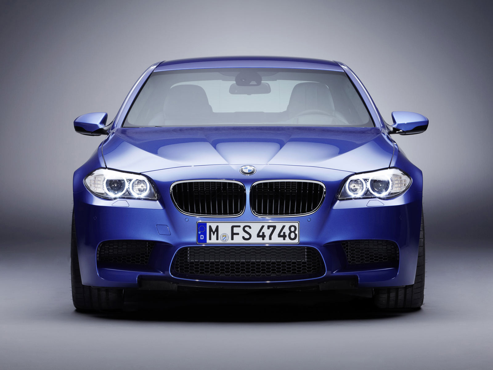 2012 Bmw M5 Wallpapers