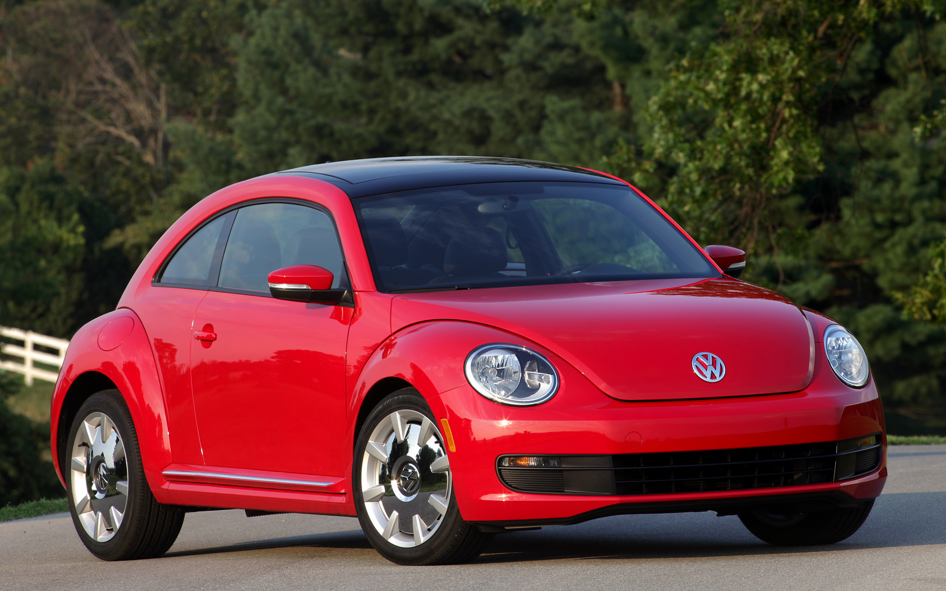 2012 Volkswagen Beetle Wallpapers