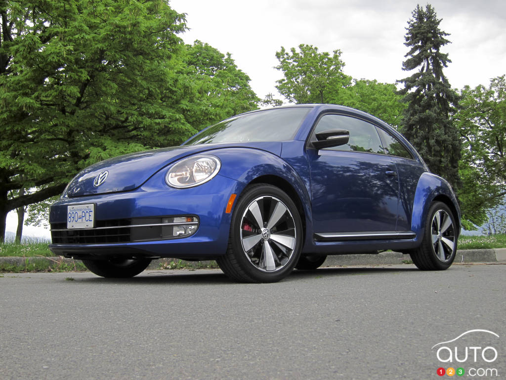 2012 Volkswagen Beetle Wallpapers