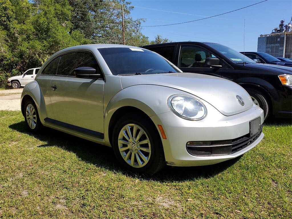 2012 Volkswagen Beetle Wallpapers