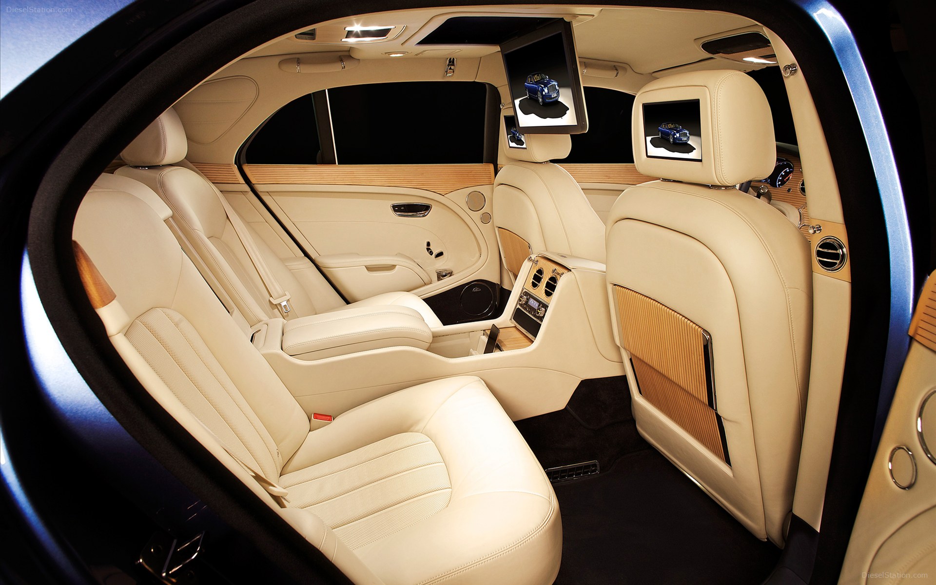 2013 Bentley Mulsanne Wallpapers