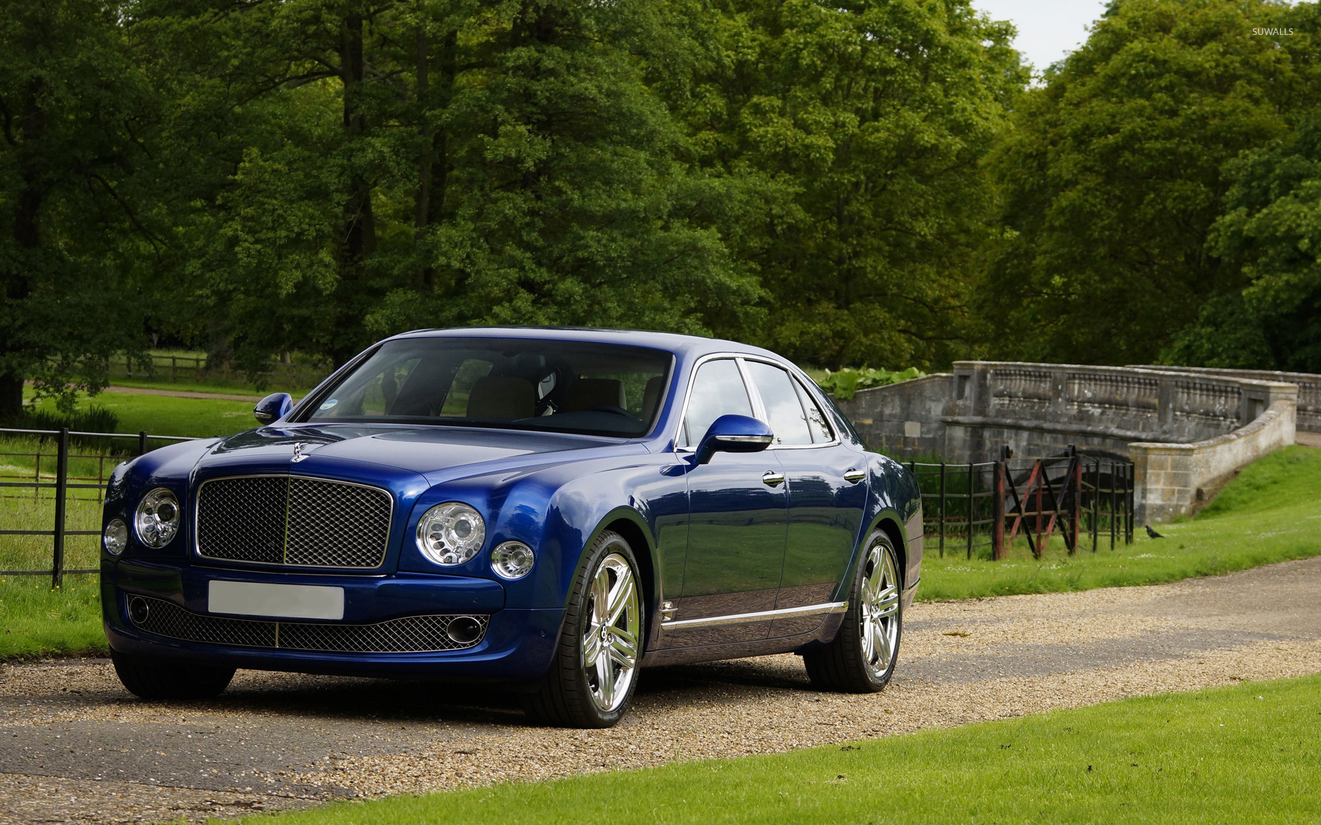 2013 Bentley Mulsanne Wallpapers