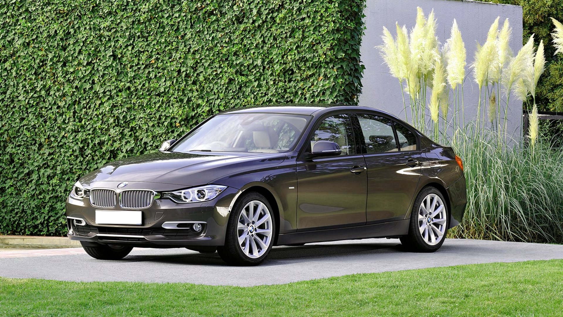 2013 Bmw 320D Wallpapers