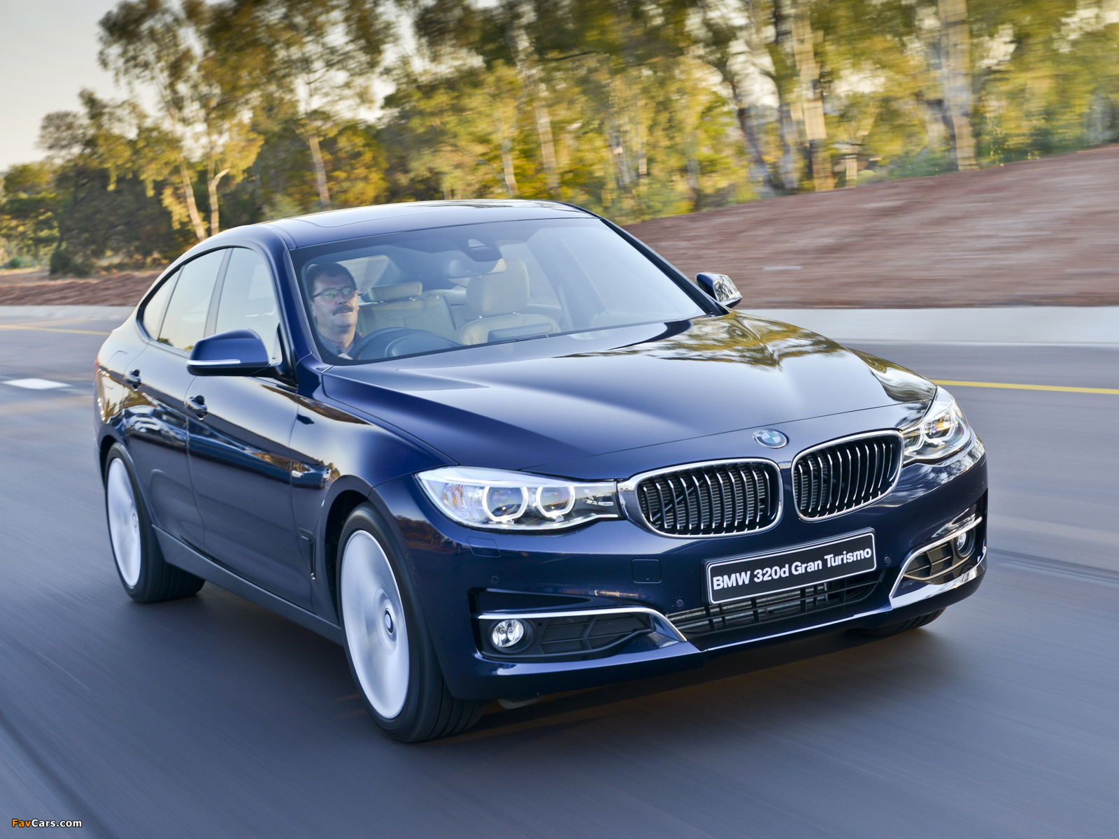 2013 Bmw 320D Wallpapers