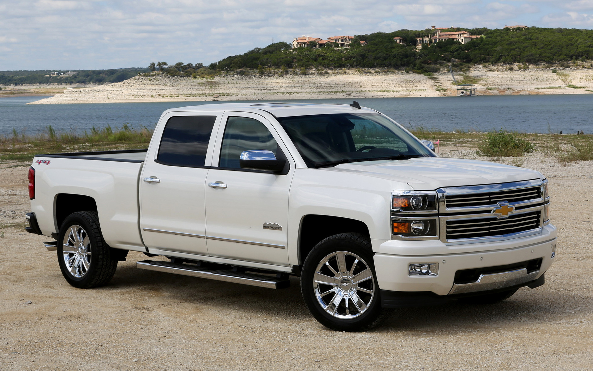 2013 Chevrolet Silverado High Country Crew Cab Wallpapers