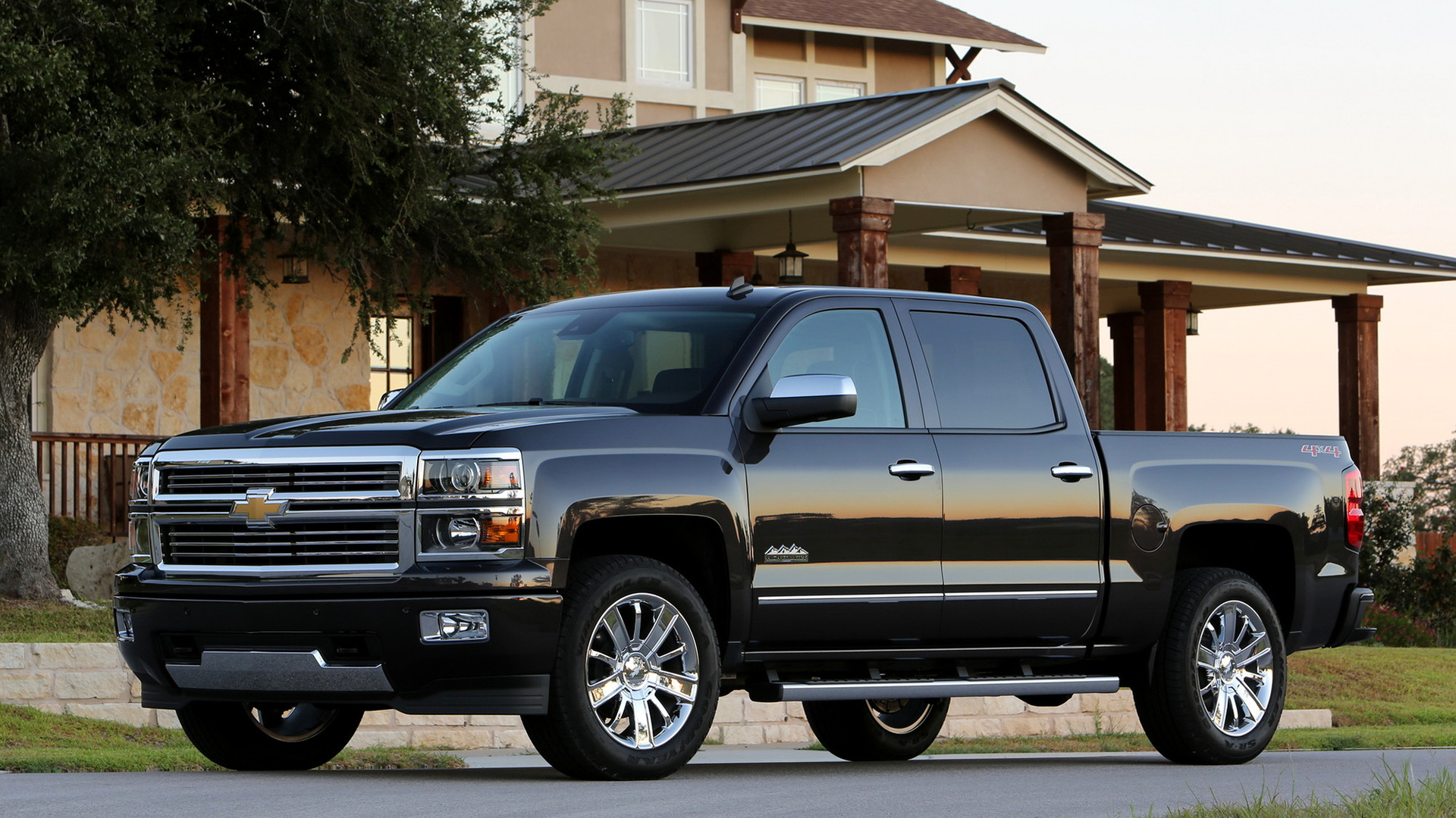 2013 Chevrolet Silverado High Country Crew Cab Wallpapers