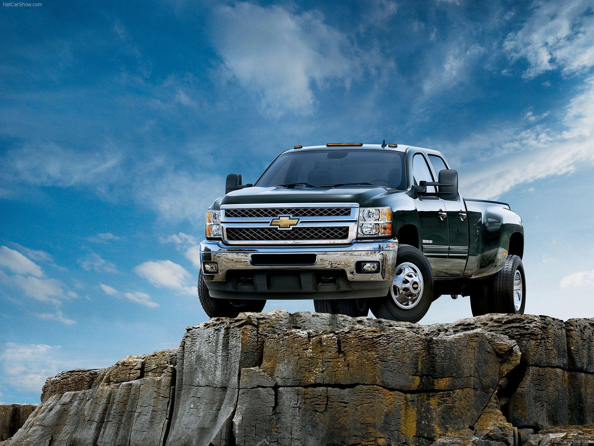 2013 Chevrolet Silverado High Country Crew Cab Wallpapers