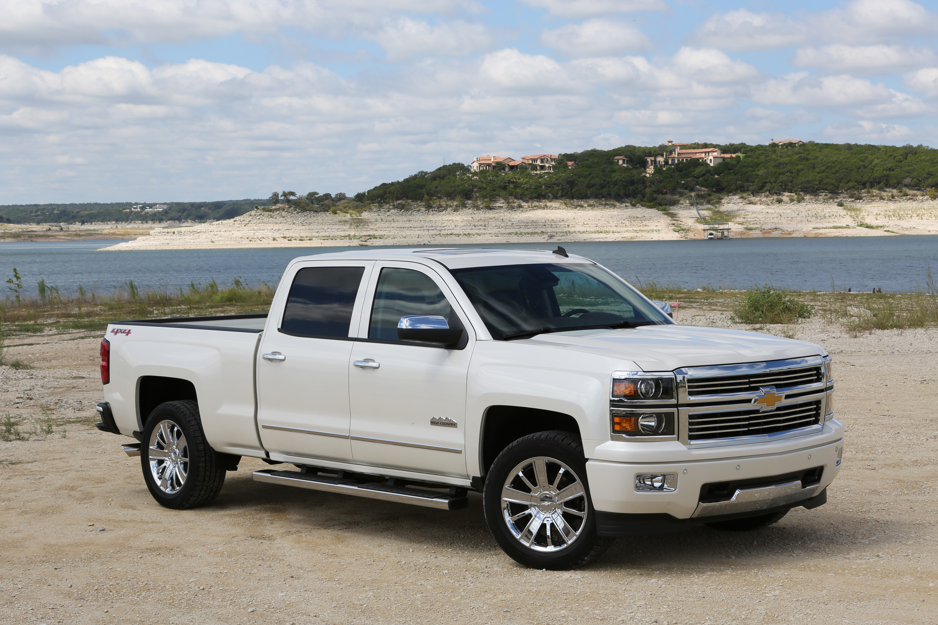 2013 Chevrolet Silverado High Country Crew Cab Wallpapers