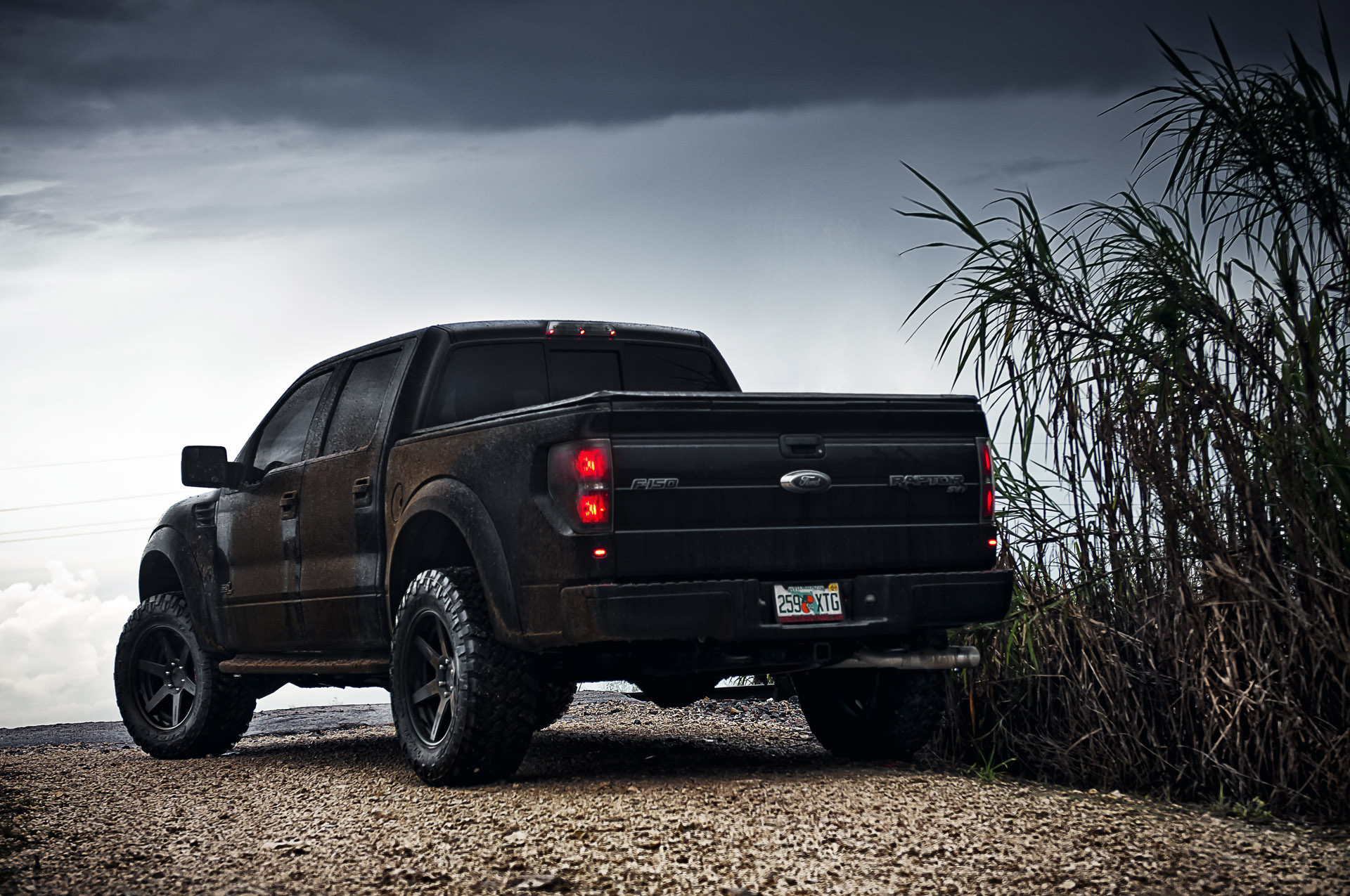 2013 Ford F-150 Wallpapers