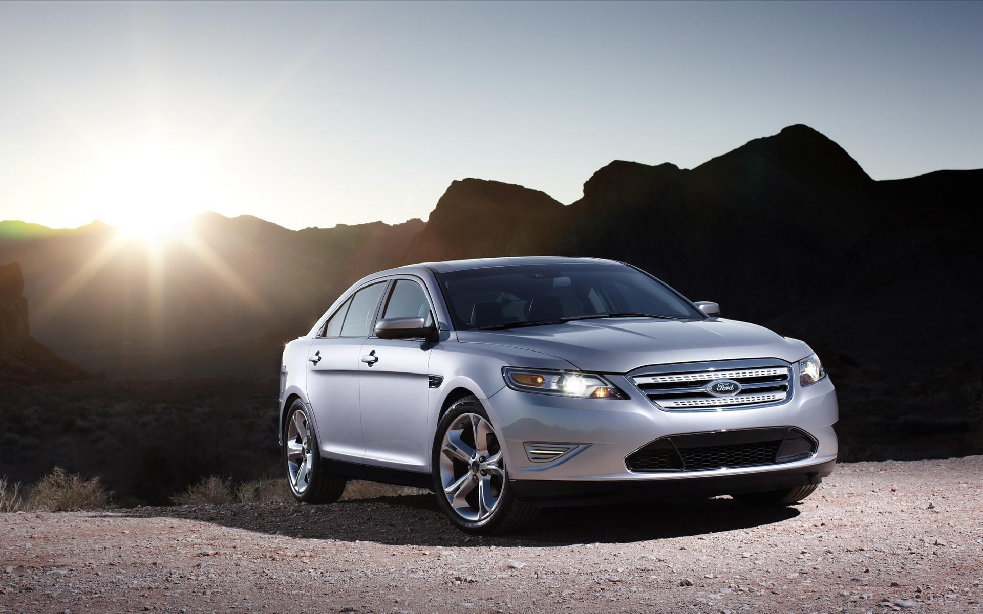 2013 Ford Taurus Sho Wallpapers
