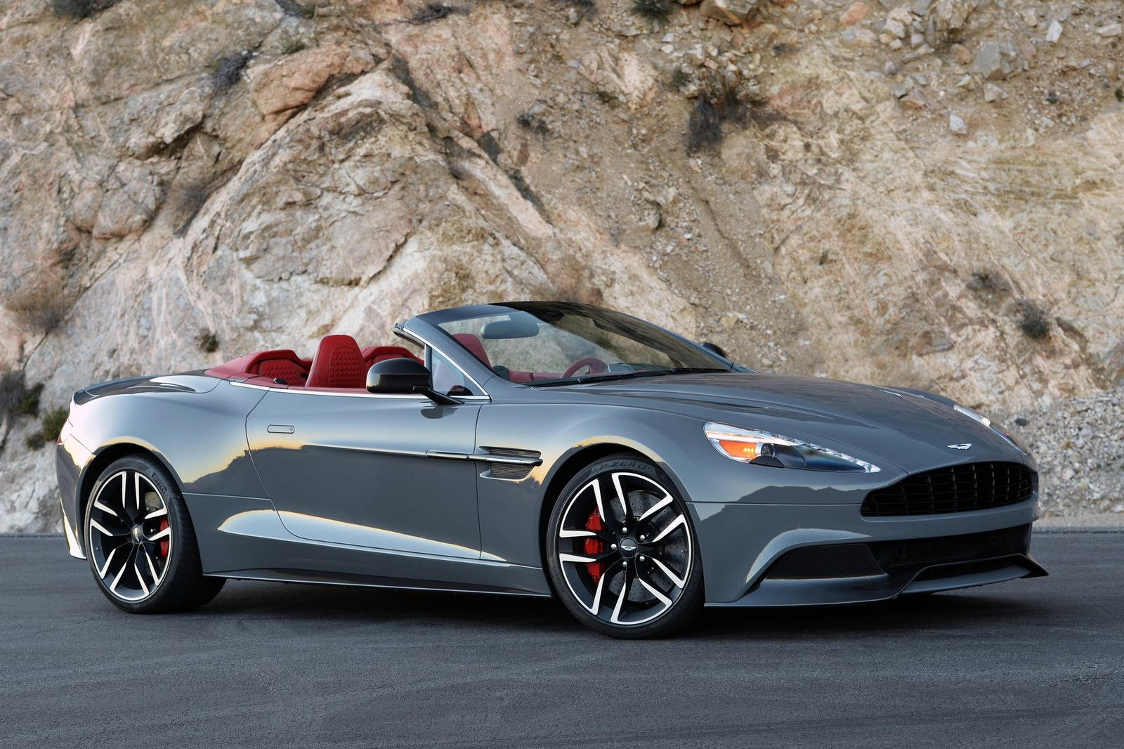 2014 Aston Martin Vanquish Volante Wallpapers