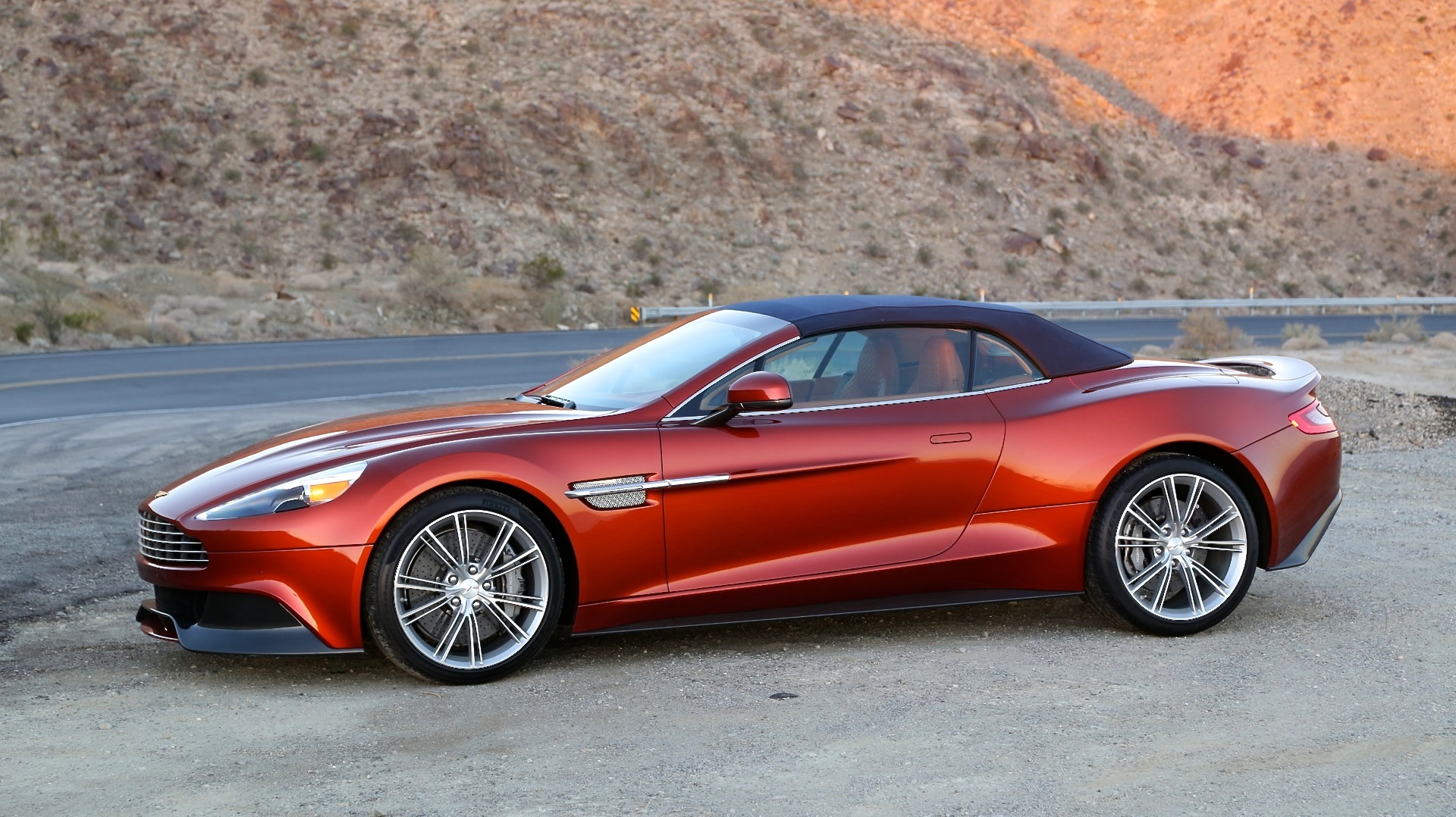 2014 Aston Martin Vanquish Volante Wallpapers