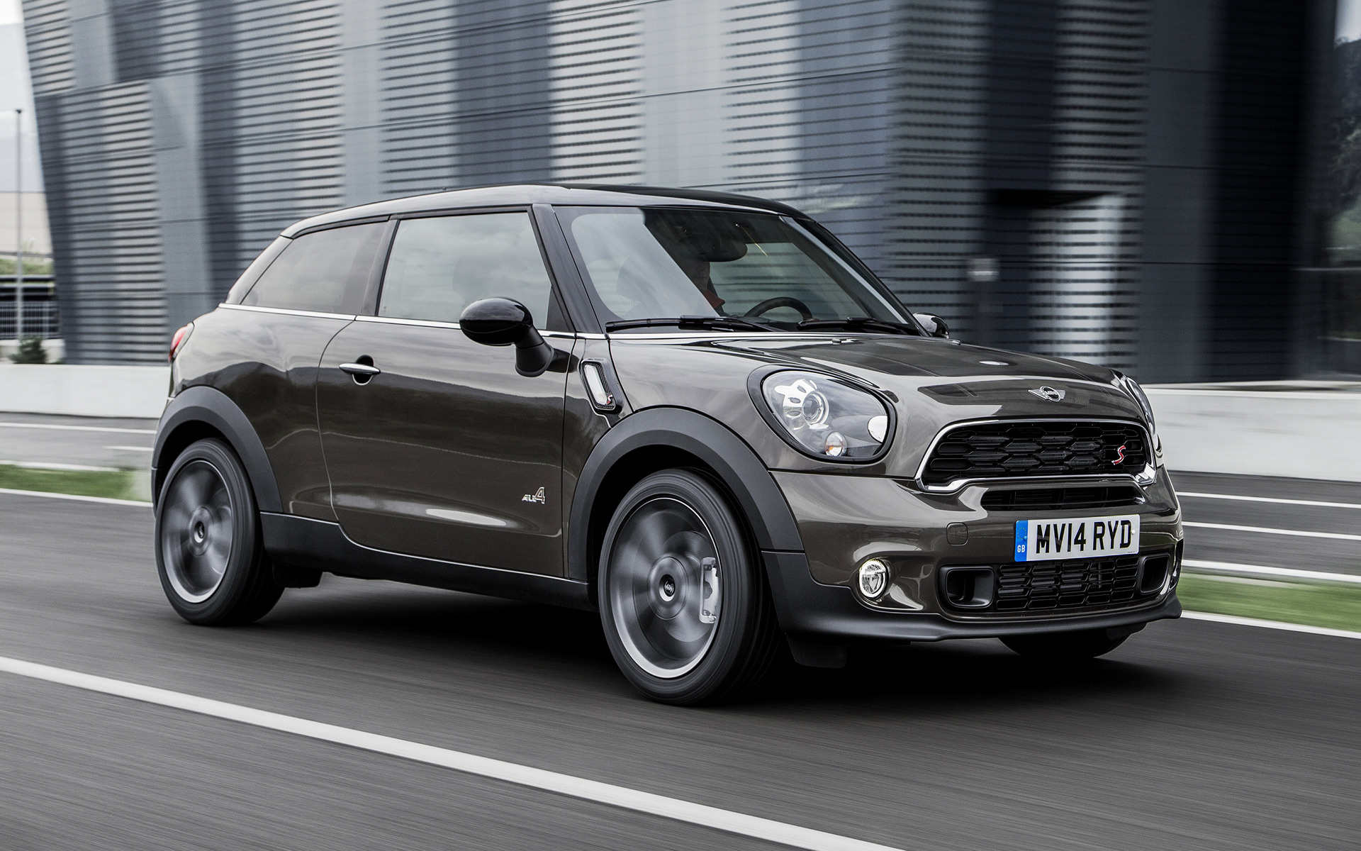 2014 Mini Paceman Adventure Wallpapers