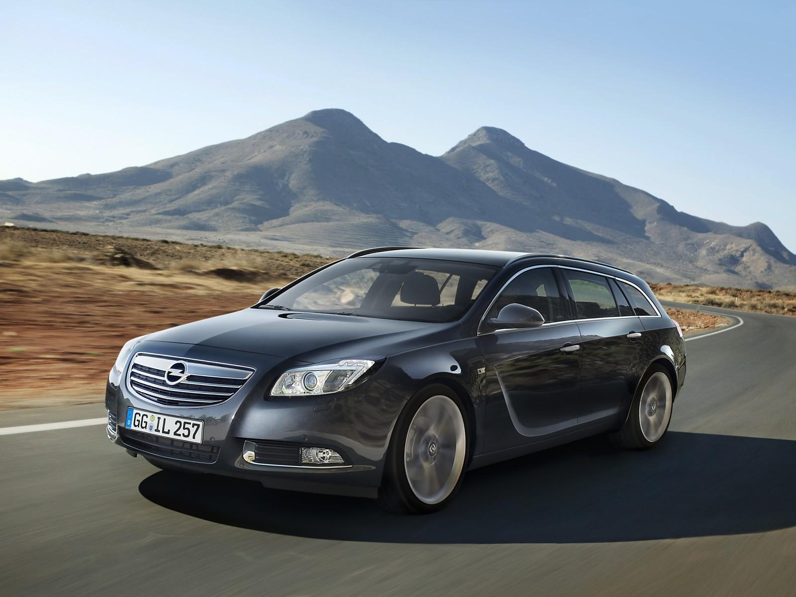 2014 Opel Insignia Country Tourer Wallpapers