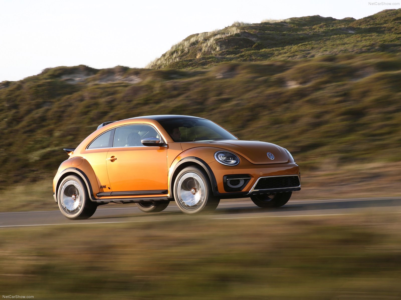 2014 Volkswagen Beetle Dune Concept Wallpapers