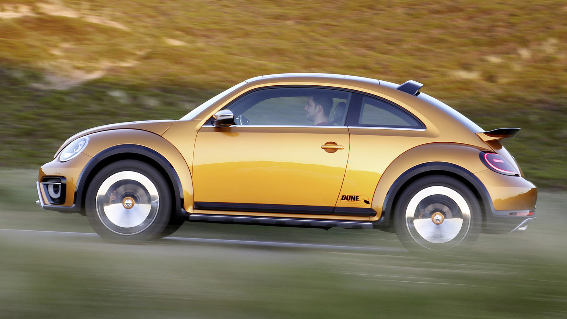 2014 Volkswagen Beetle Dune Concept Wallpapers