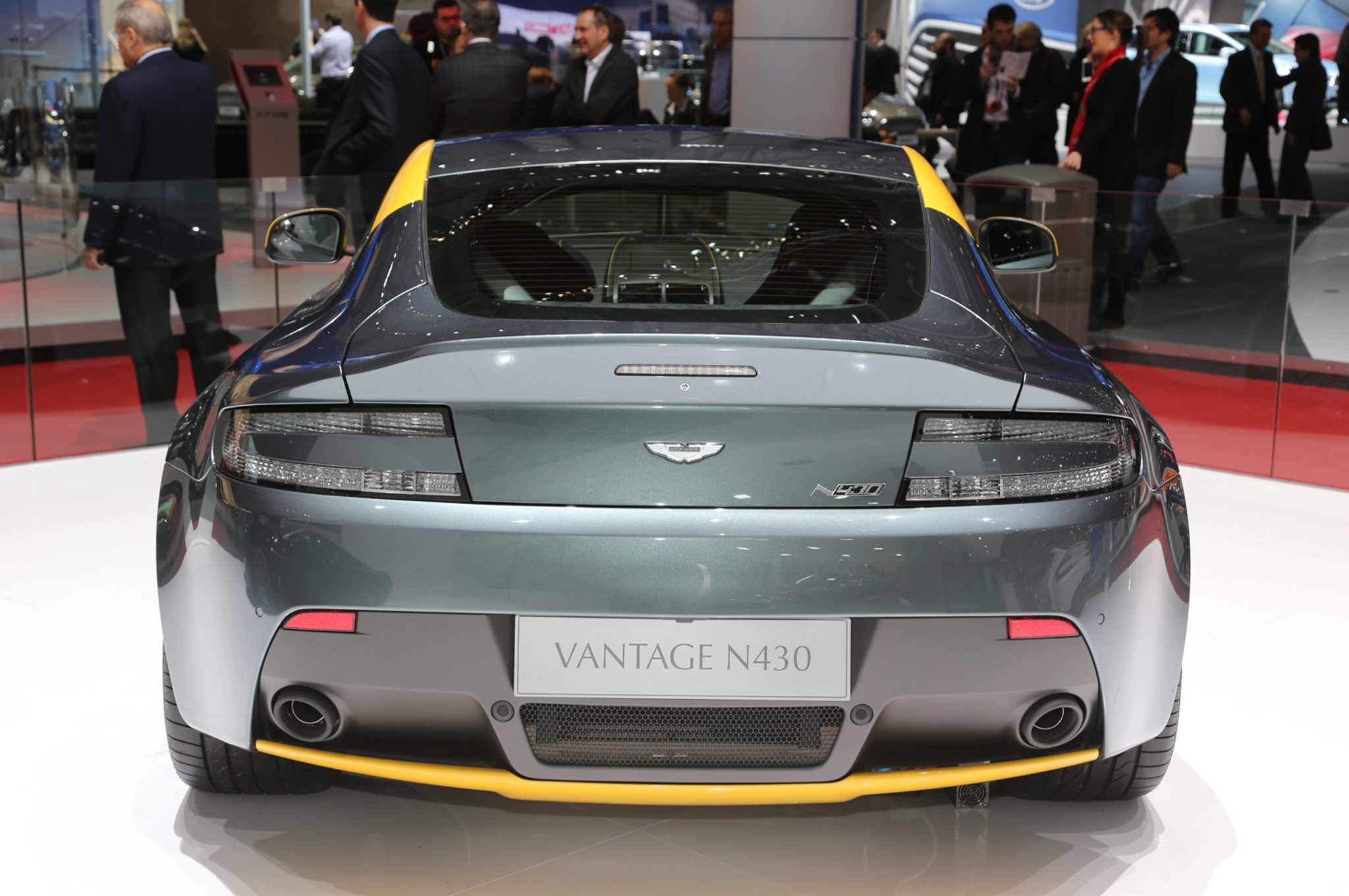 2015 Aston Martin V8 Vantage N430 Wallpapers