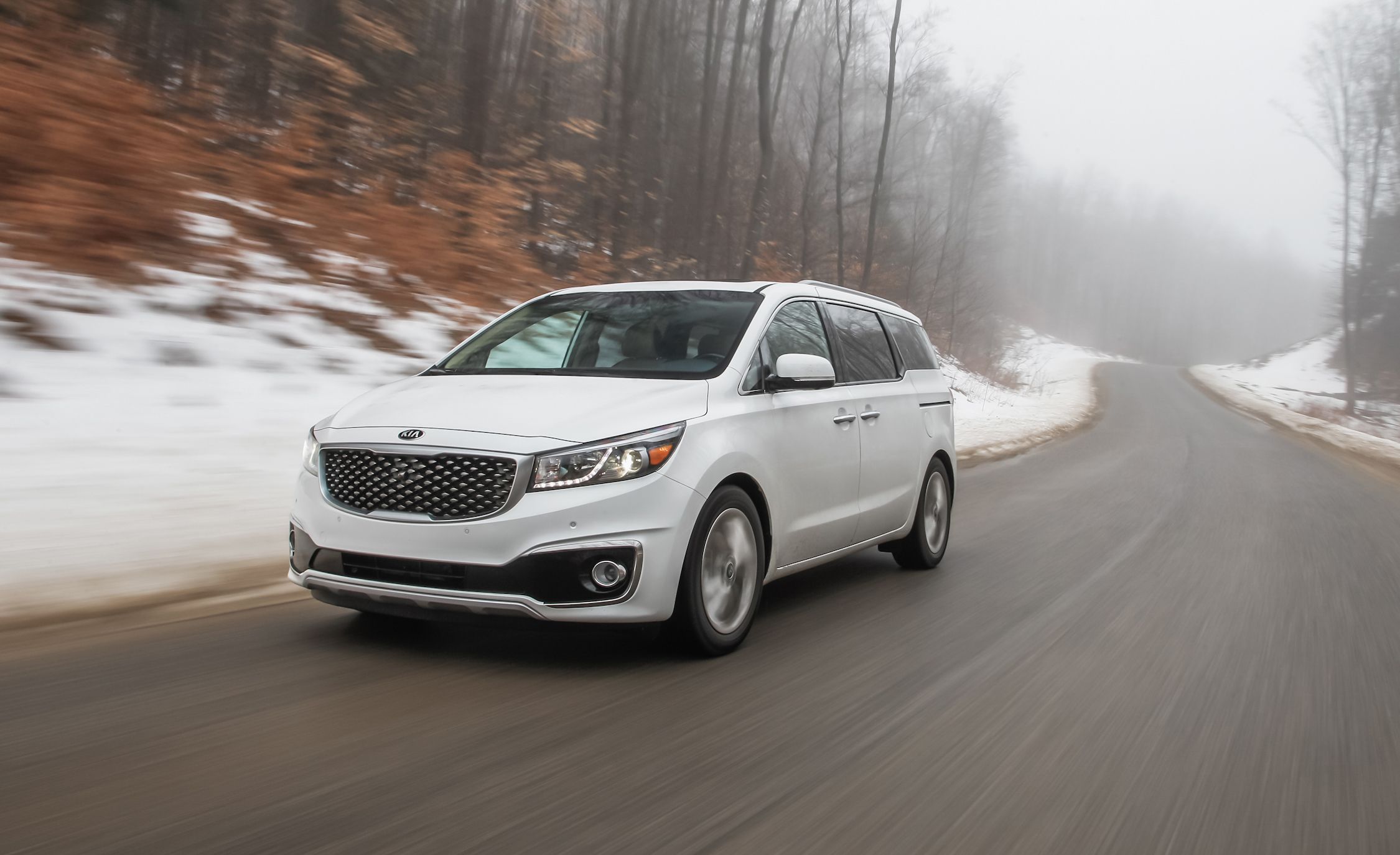 2015 Kia Sedona Wallpapers