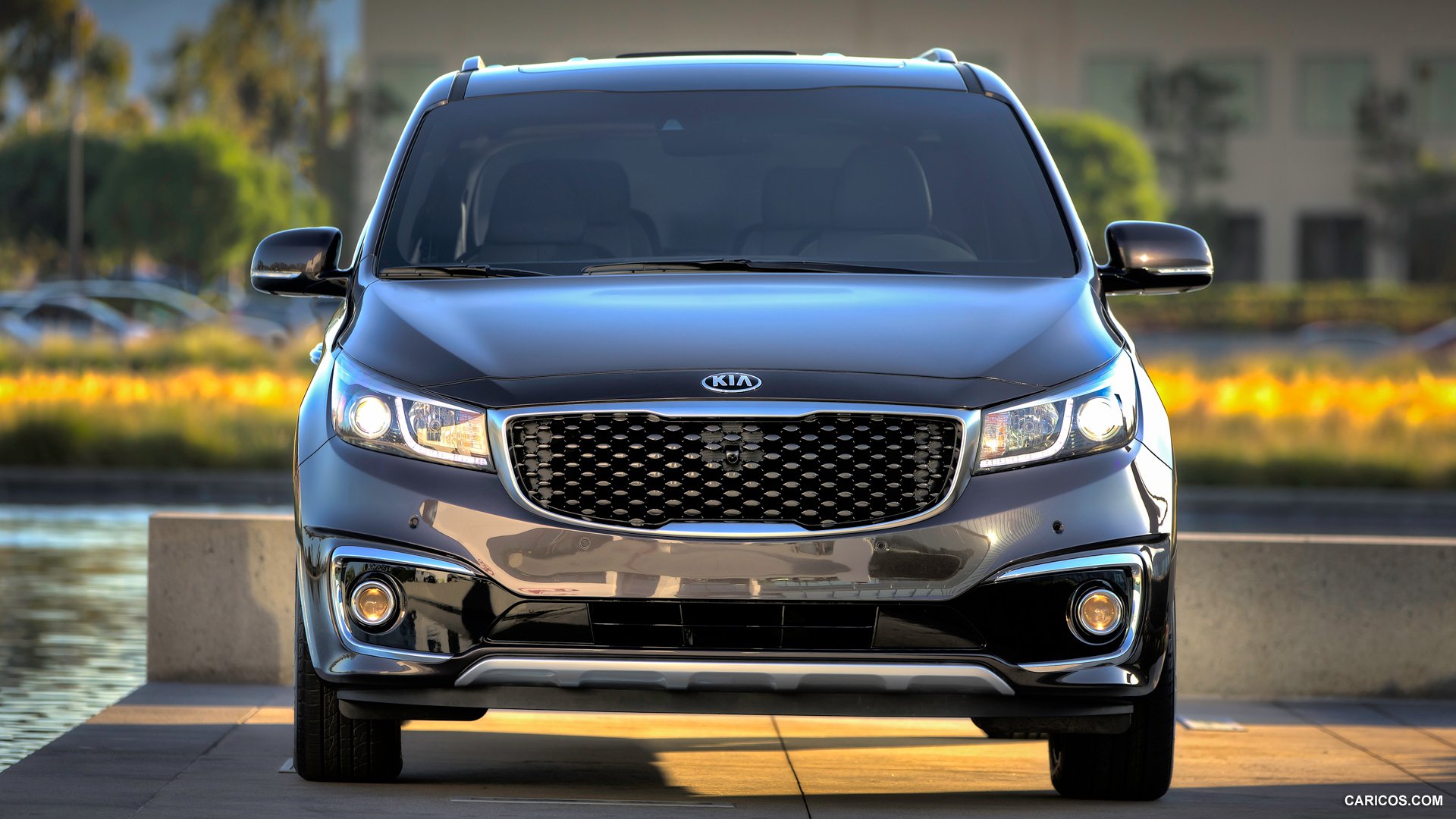 2015 Kia Sedona Wallpapers