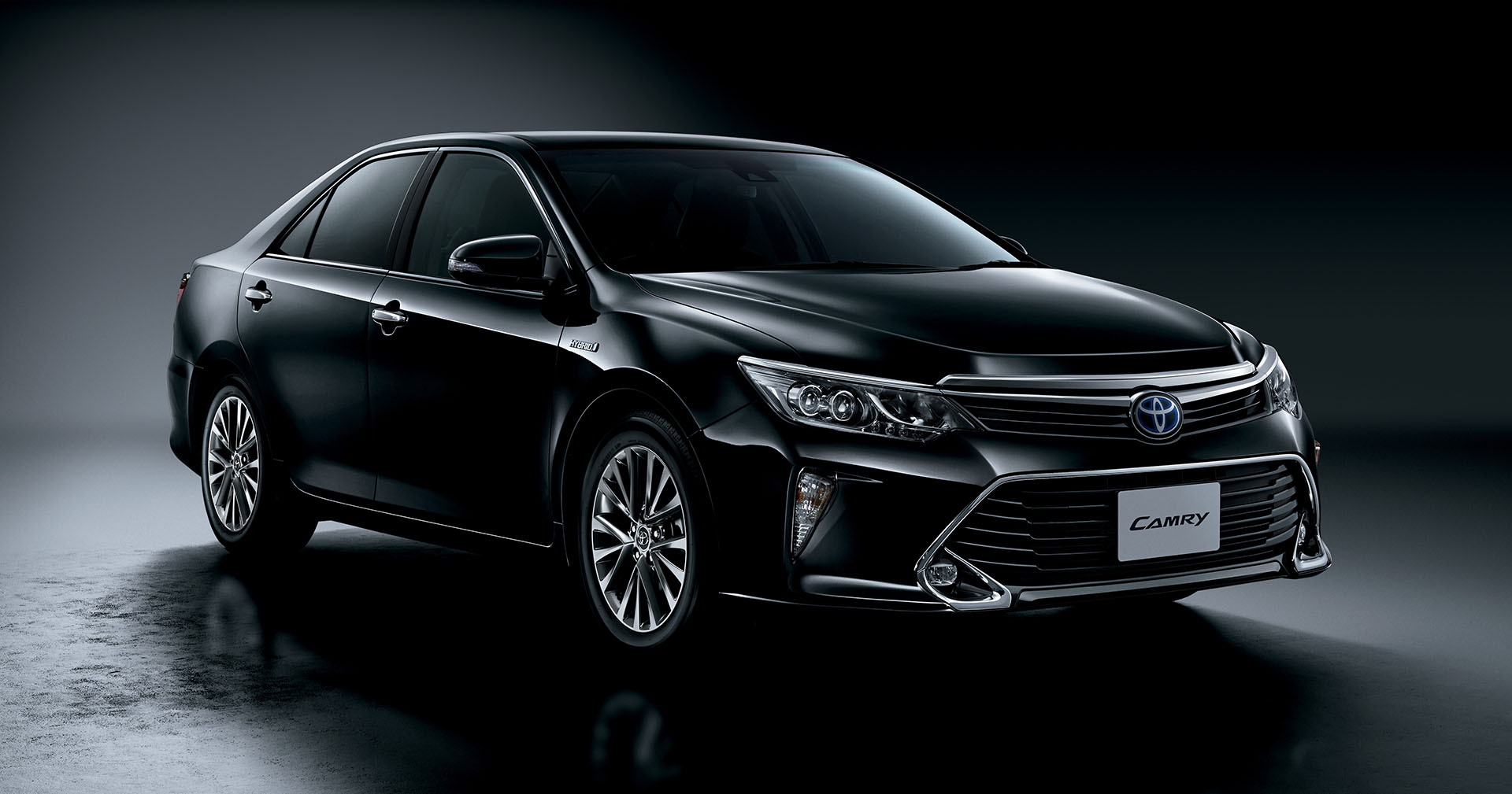 2015 Toyota Camry Wallpapers