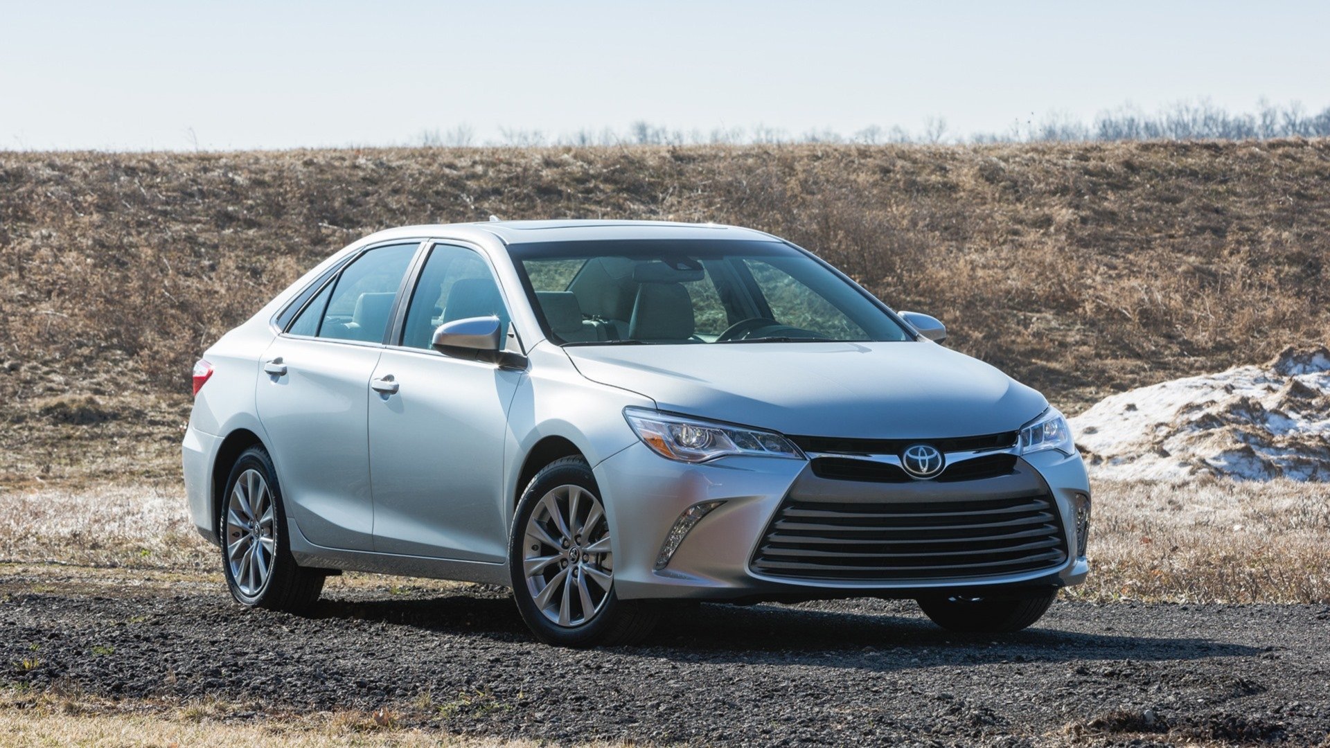 2015 Toyota Camry Wallpapers