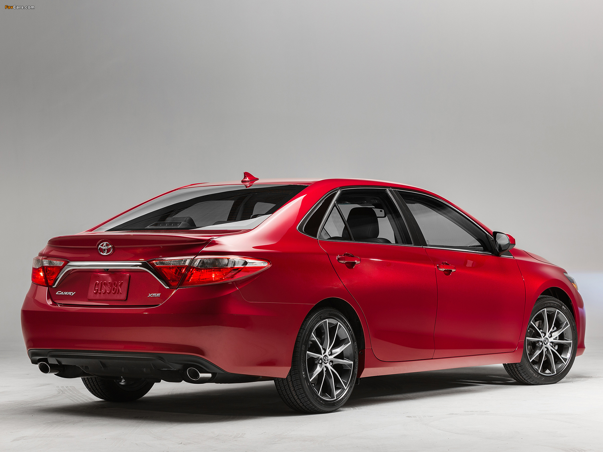 2015 Toyota Camry Wallpapers