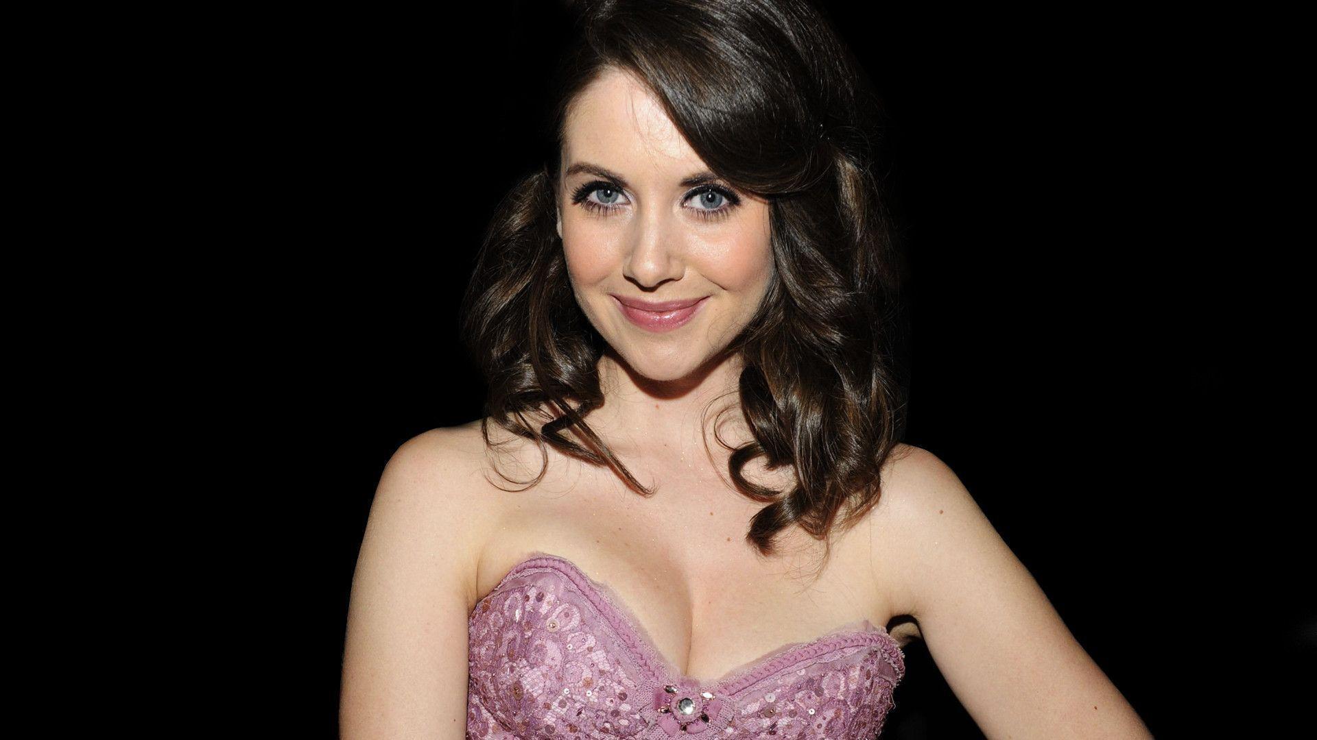 2020 Alison Brie Wallpapers