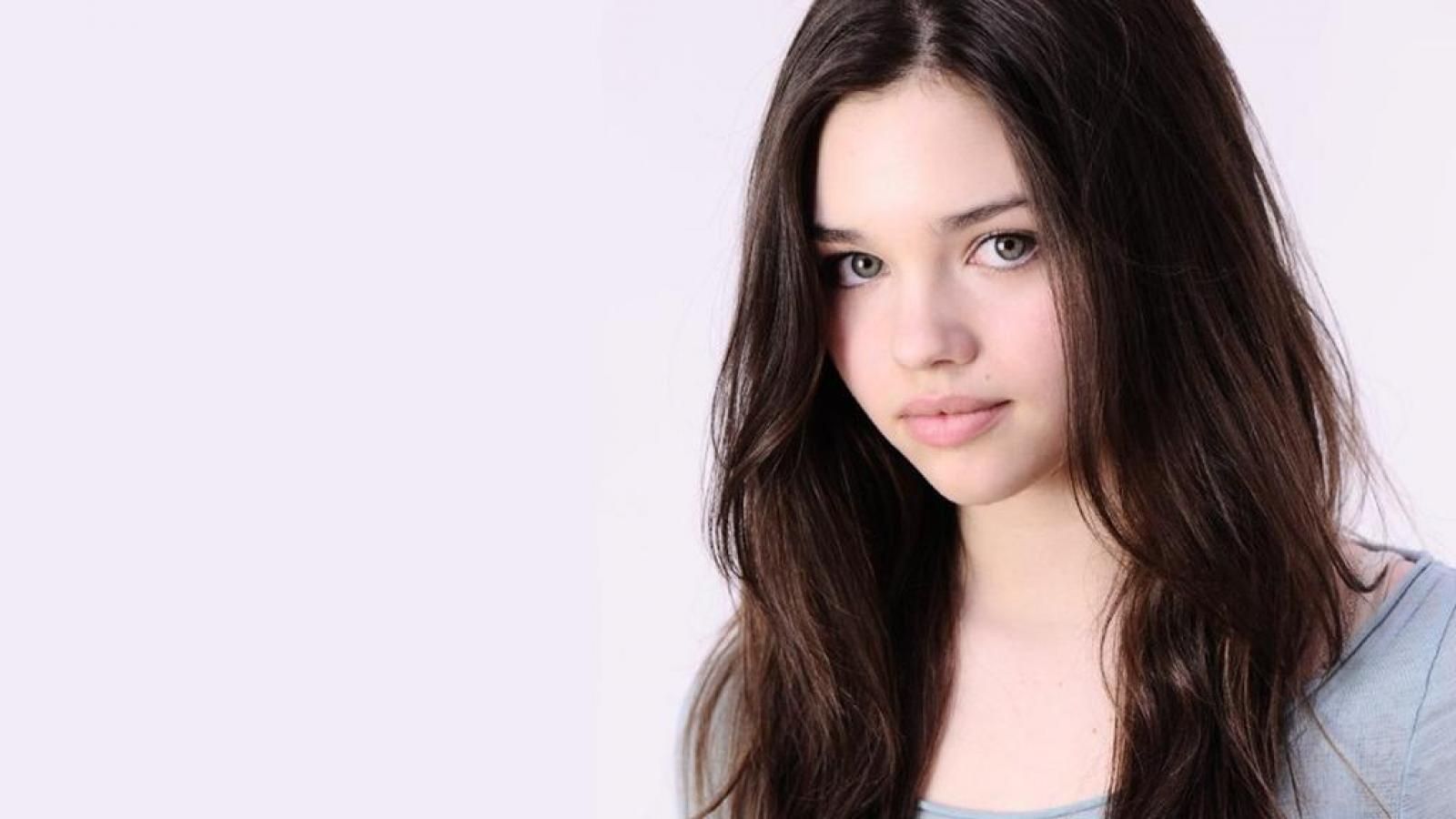 2020 India Eisley Wallpapers