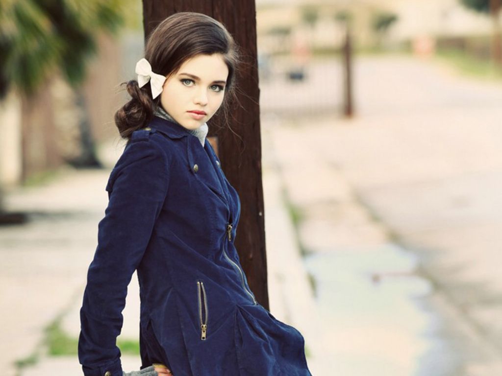 2020 India Eisley Wallpapers