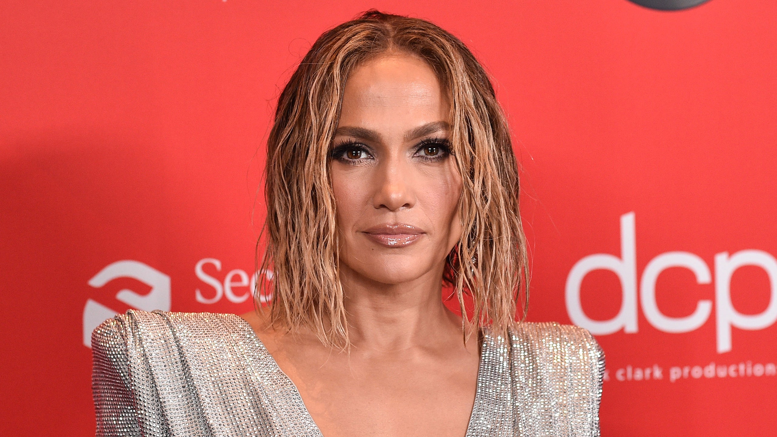 2020 Jennifer Lopez Wallpapers