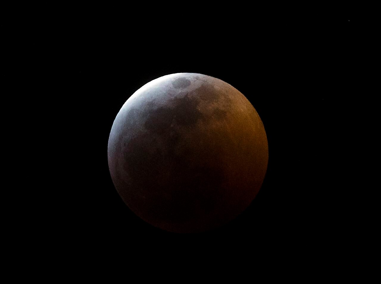 2021 Lunar Eclipse Moon Wallpapers