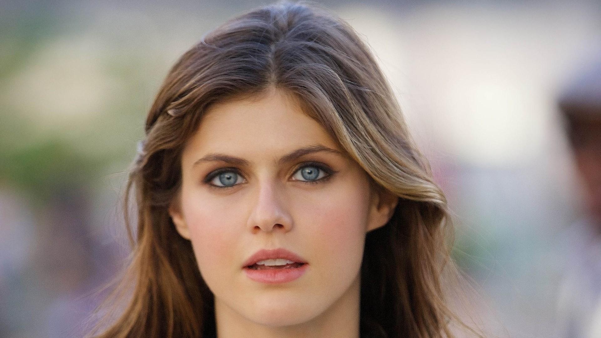 4K Alexandra Daddario 2019 Wallpapers