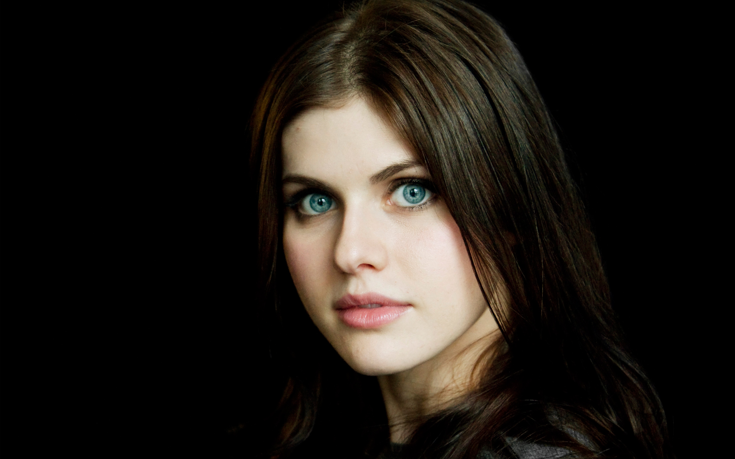 4K Alexandra Daddario 2019 Wallpapers