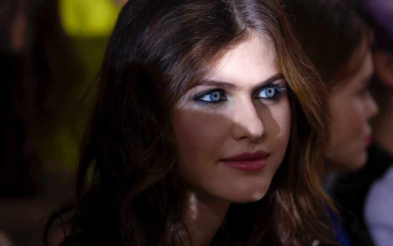 4K Alexandra Daddario 2019 Wallpapers