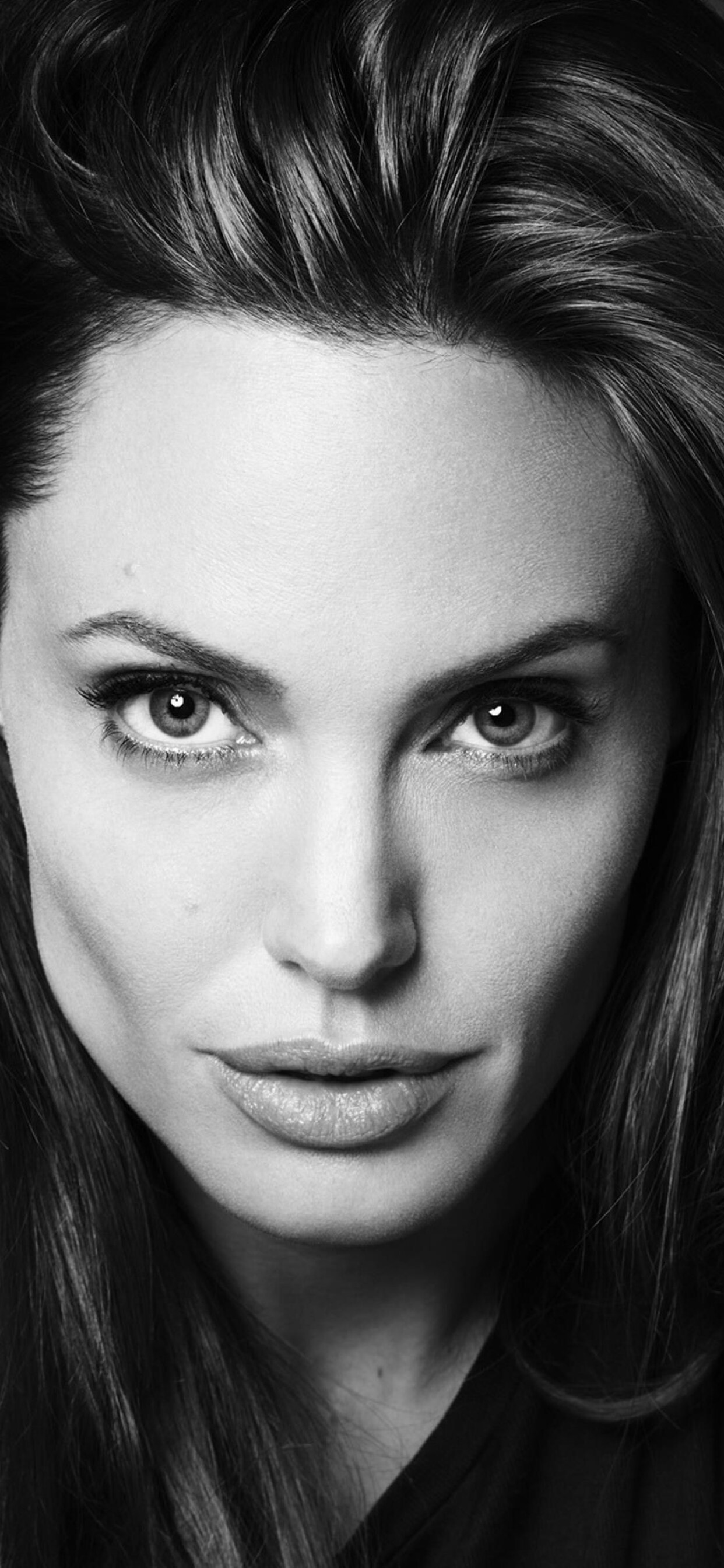 4K Angelina Jolie Wallpapers