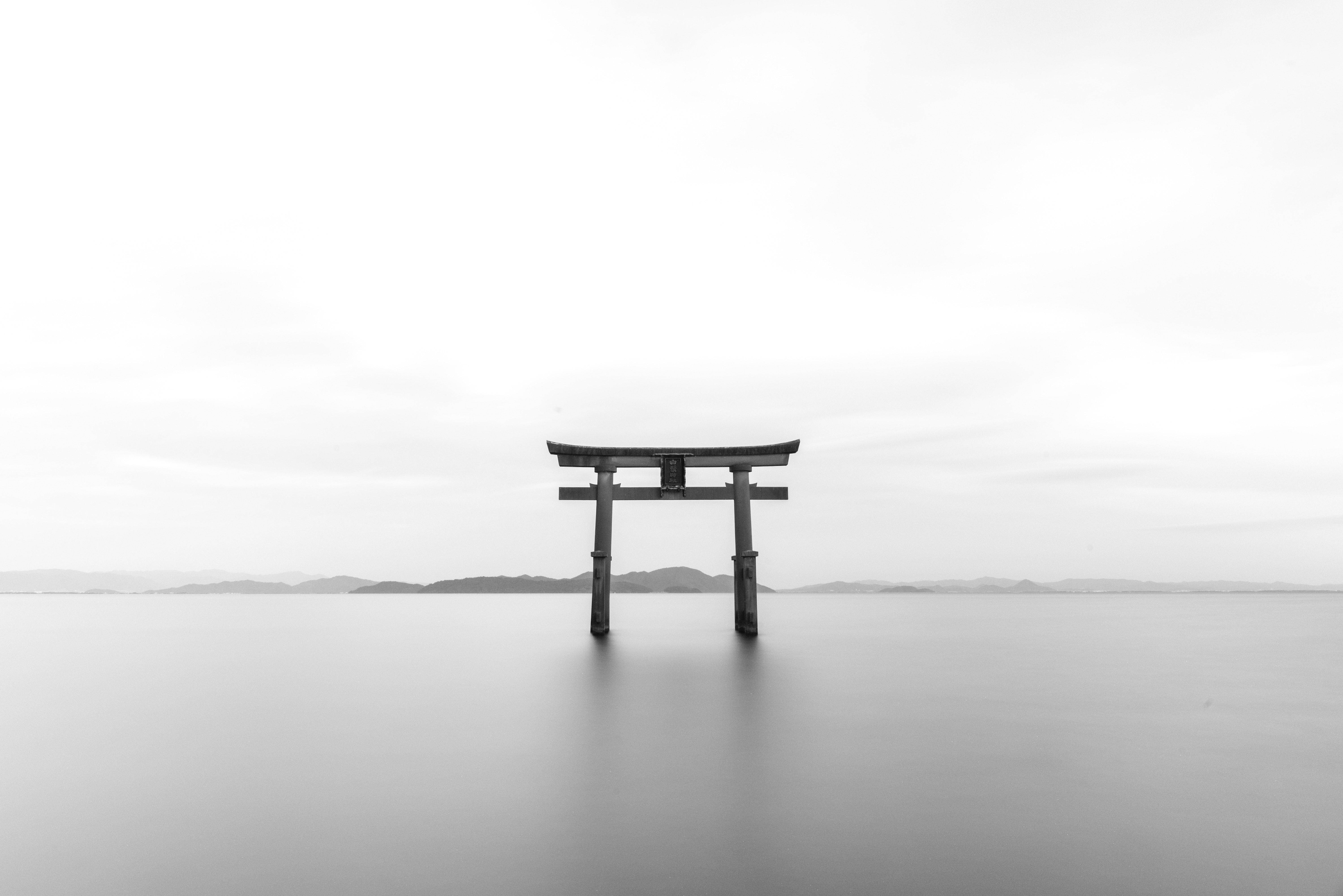 4K Black And White Wallpapers