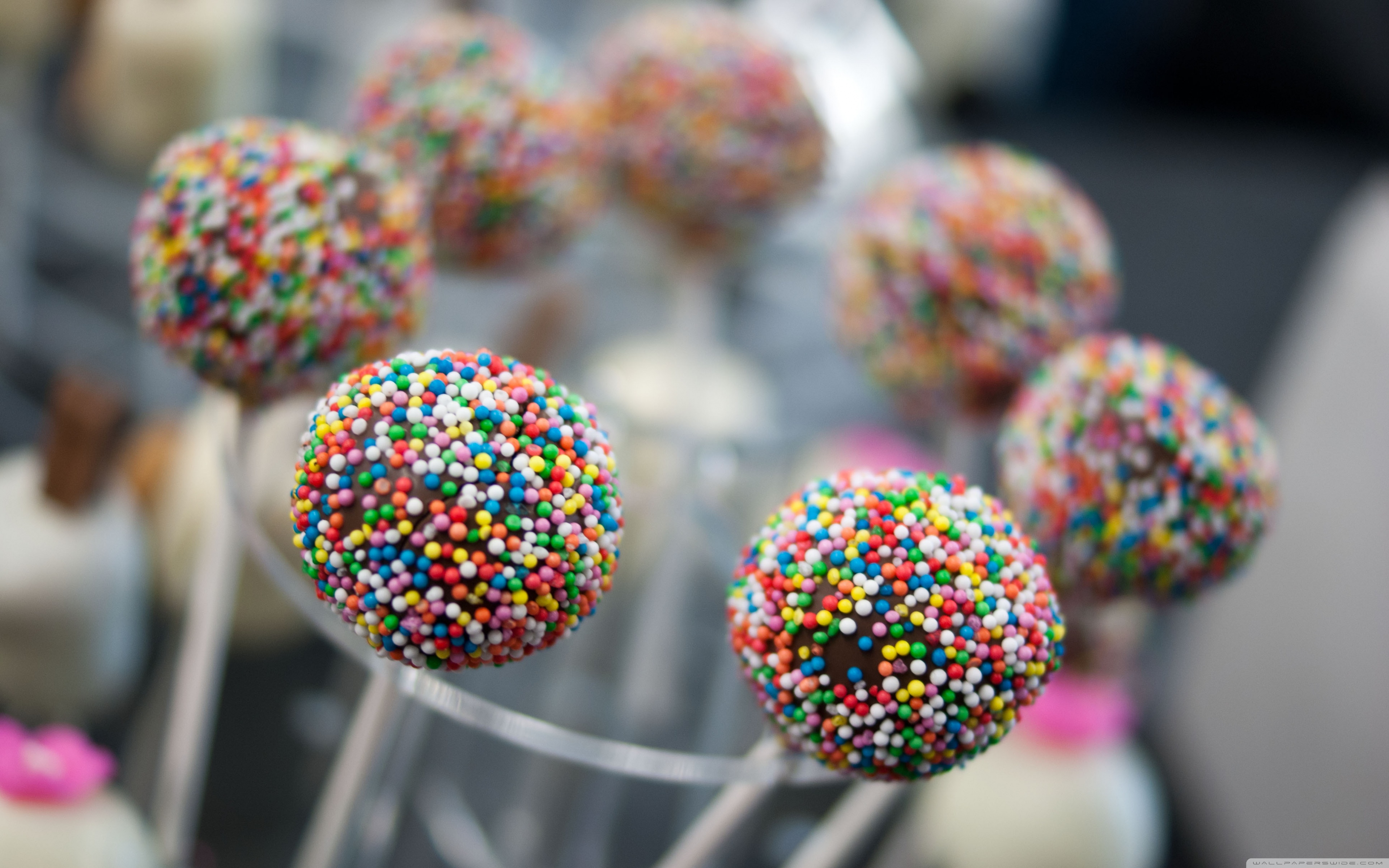 4K Candy Pops Wallpapers