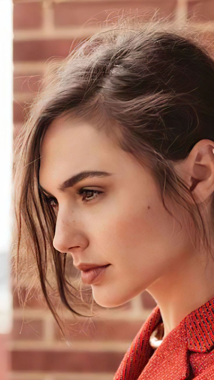 4K Gal Gadot Face Wallpapers