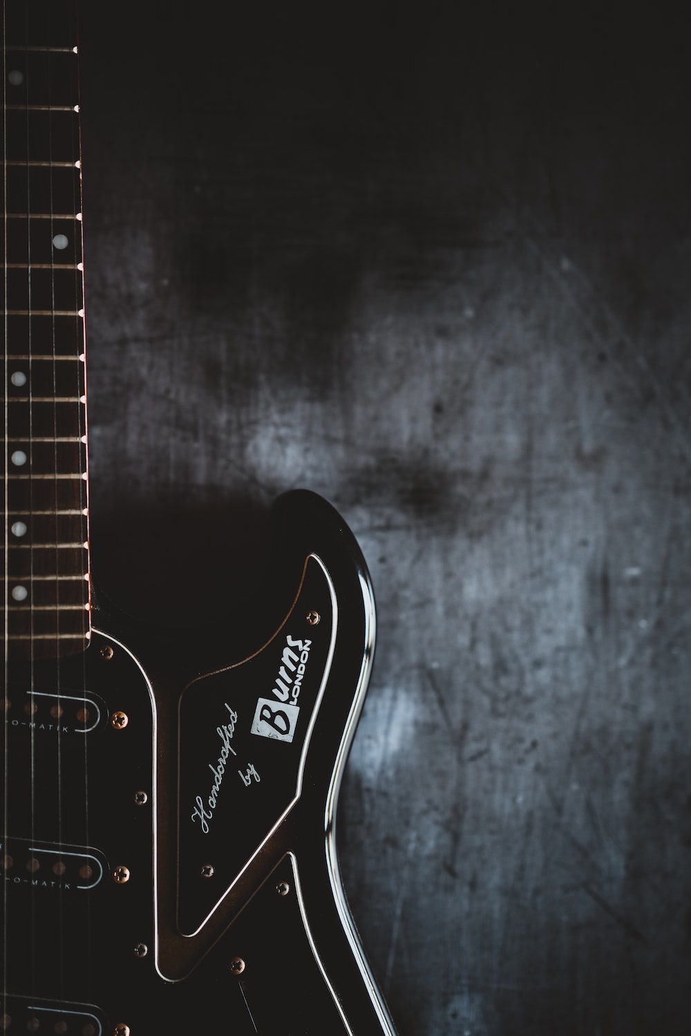 4K Guitar Wallpapers