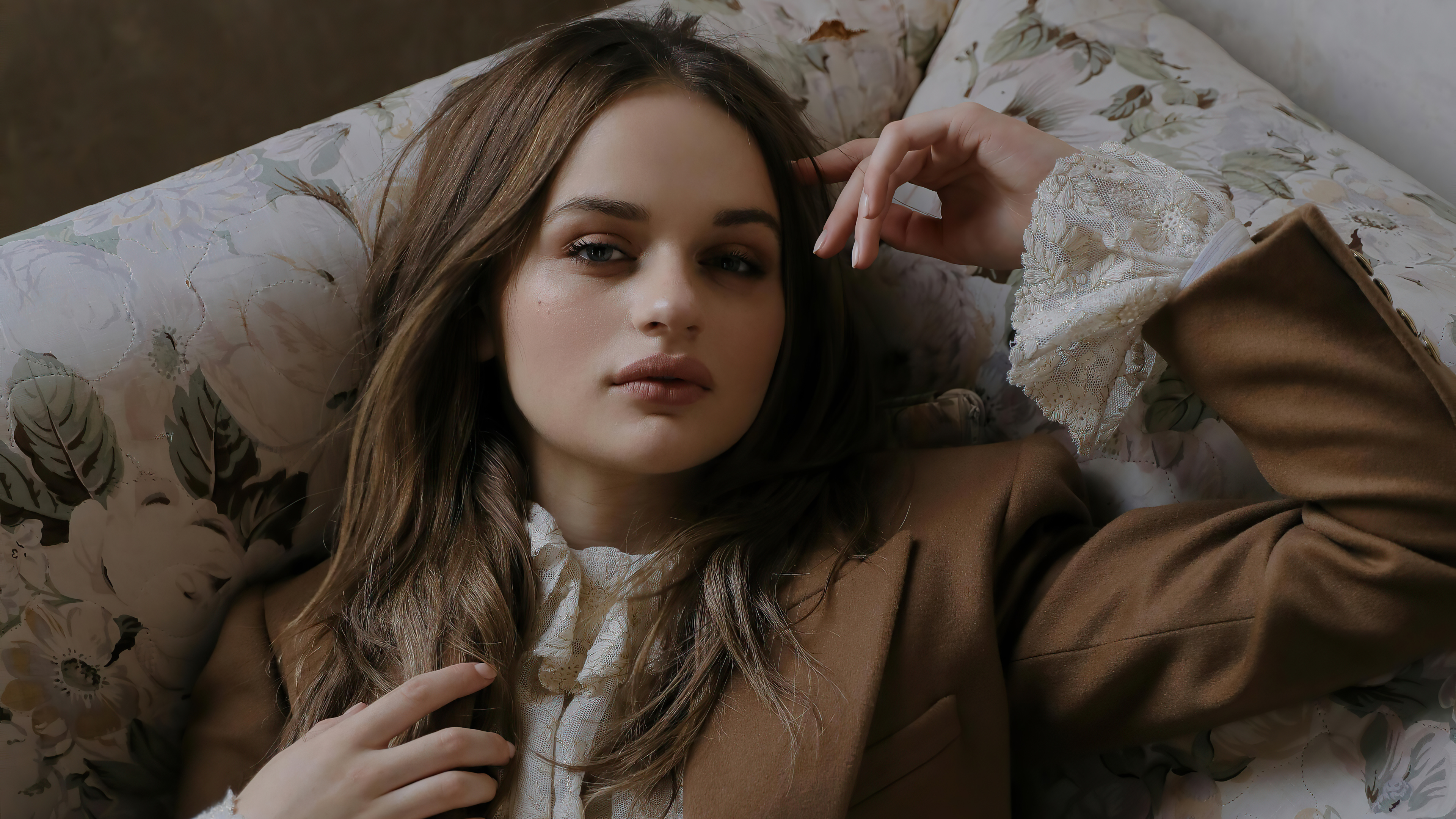 4K Joey King Wallpapers