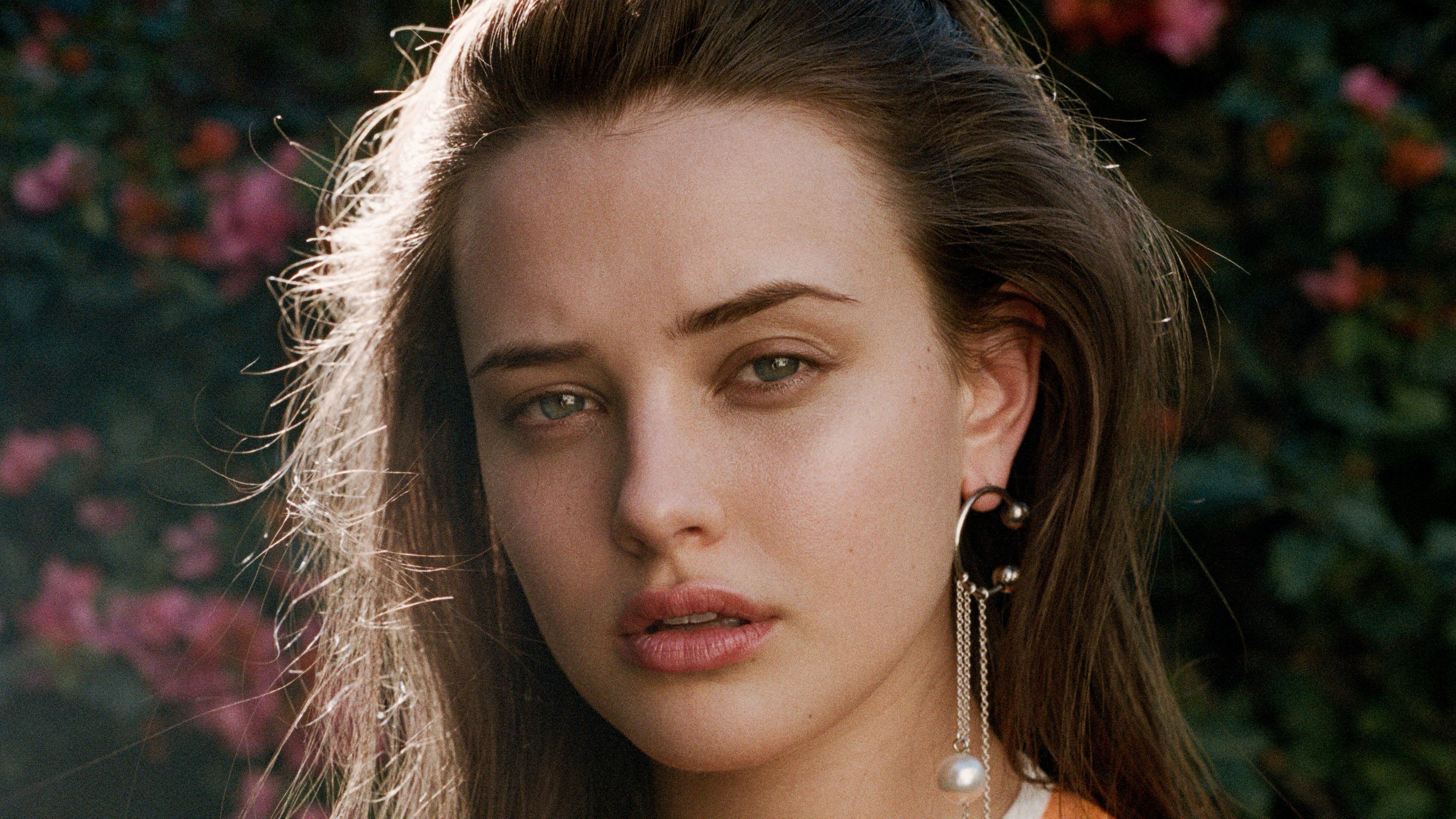 4K Katherine Langford Wallpapers