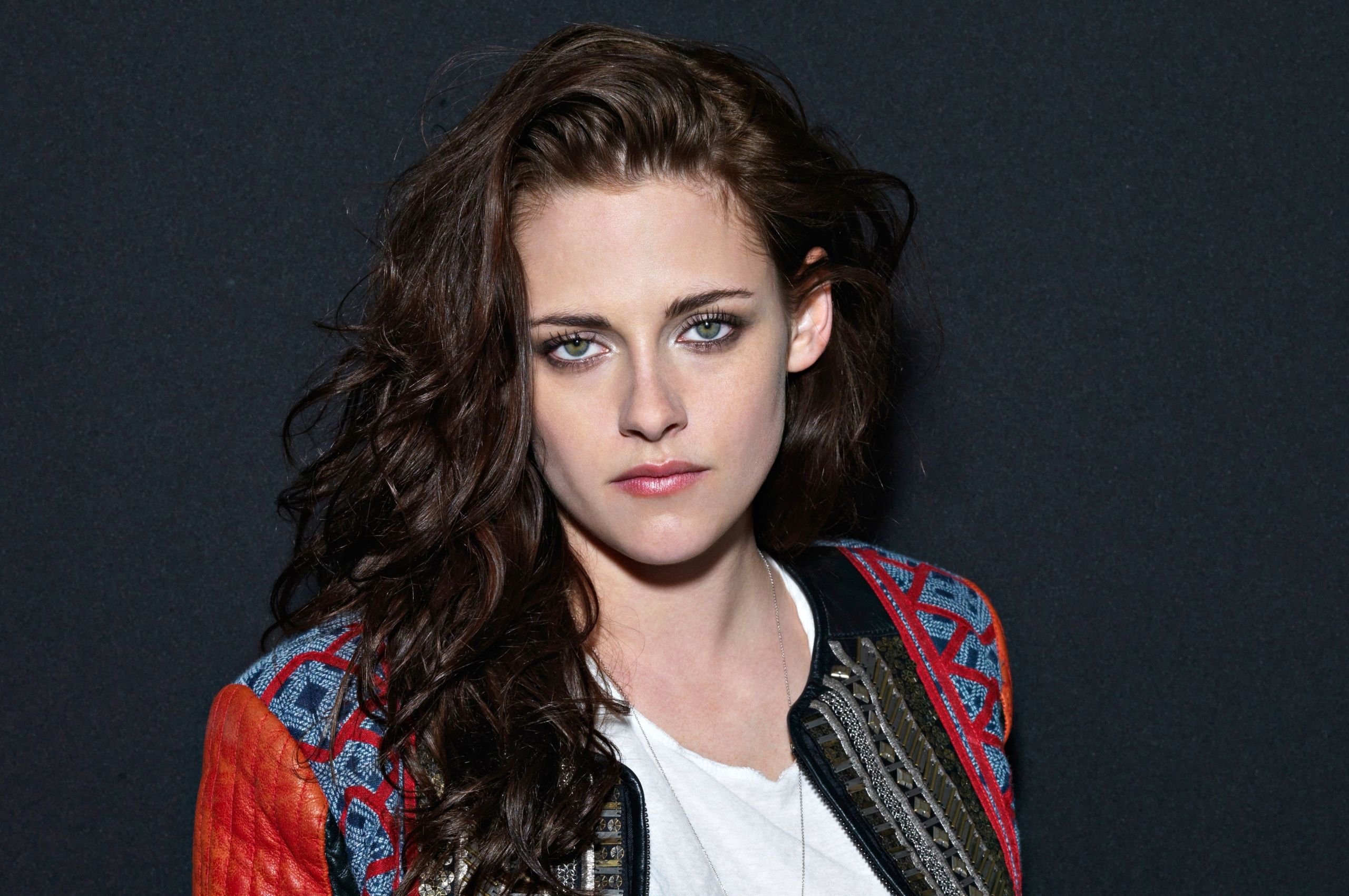 4K Kristen Stewart 2020 Photoshoot Wallpapers