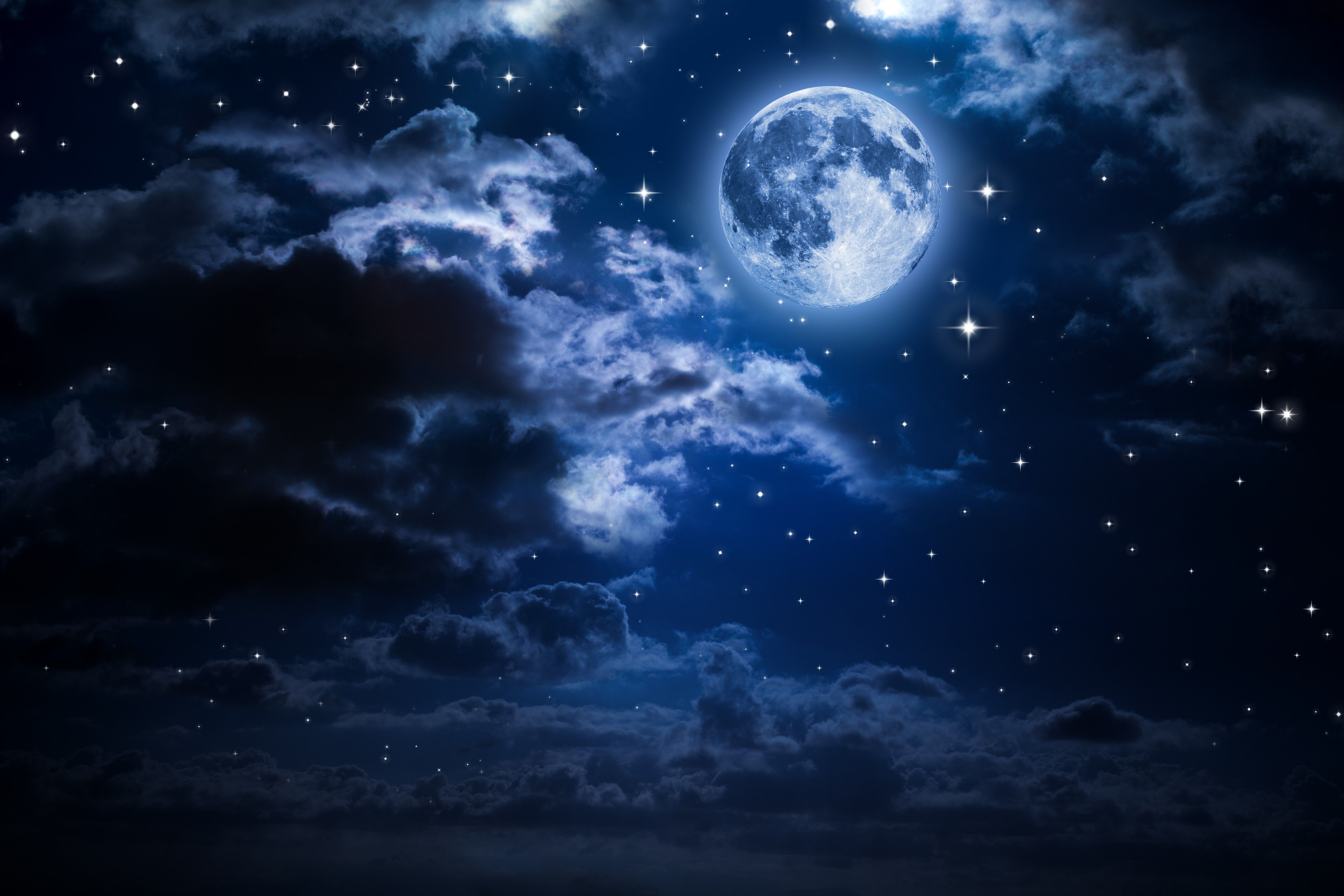 4K Moon Clouds Night City View Wallpapers