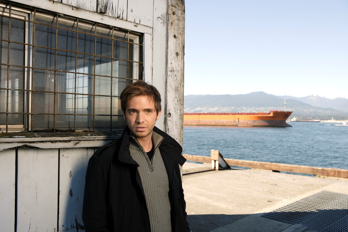 Aaron Stanford Wallpapers