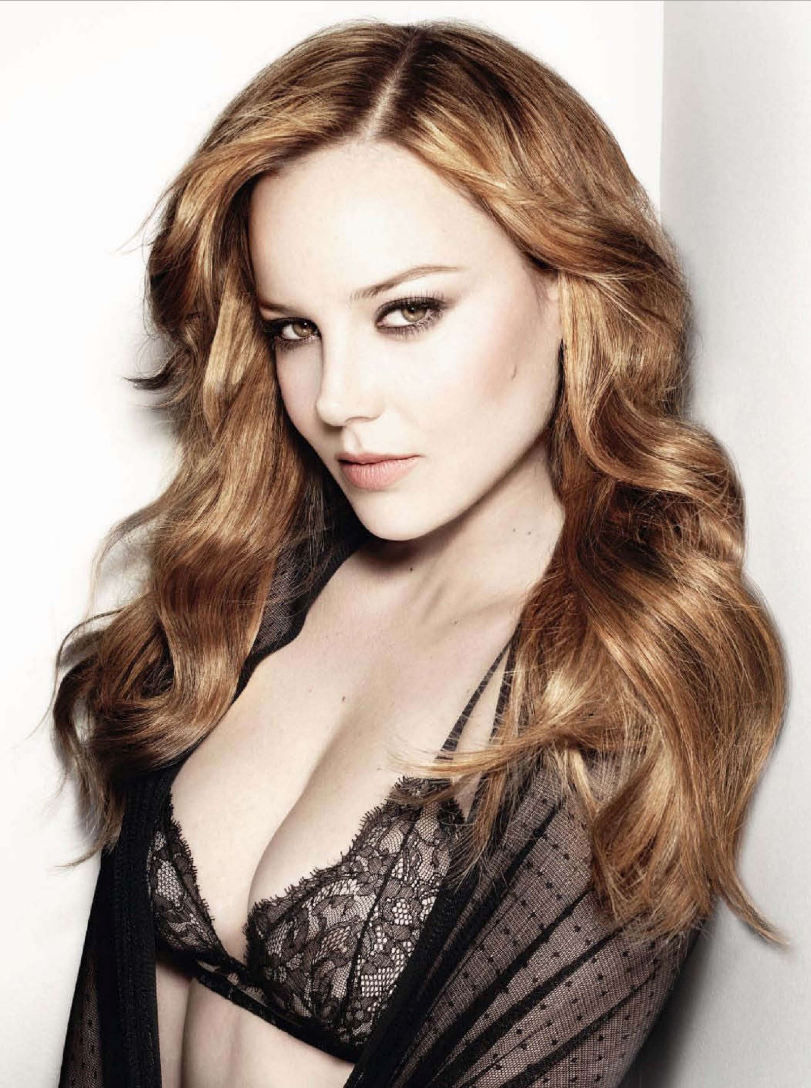 Abbie Cornish Photoshoot Wallpapers